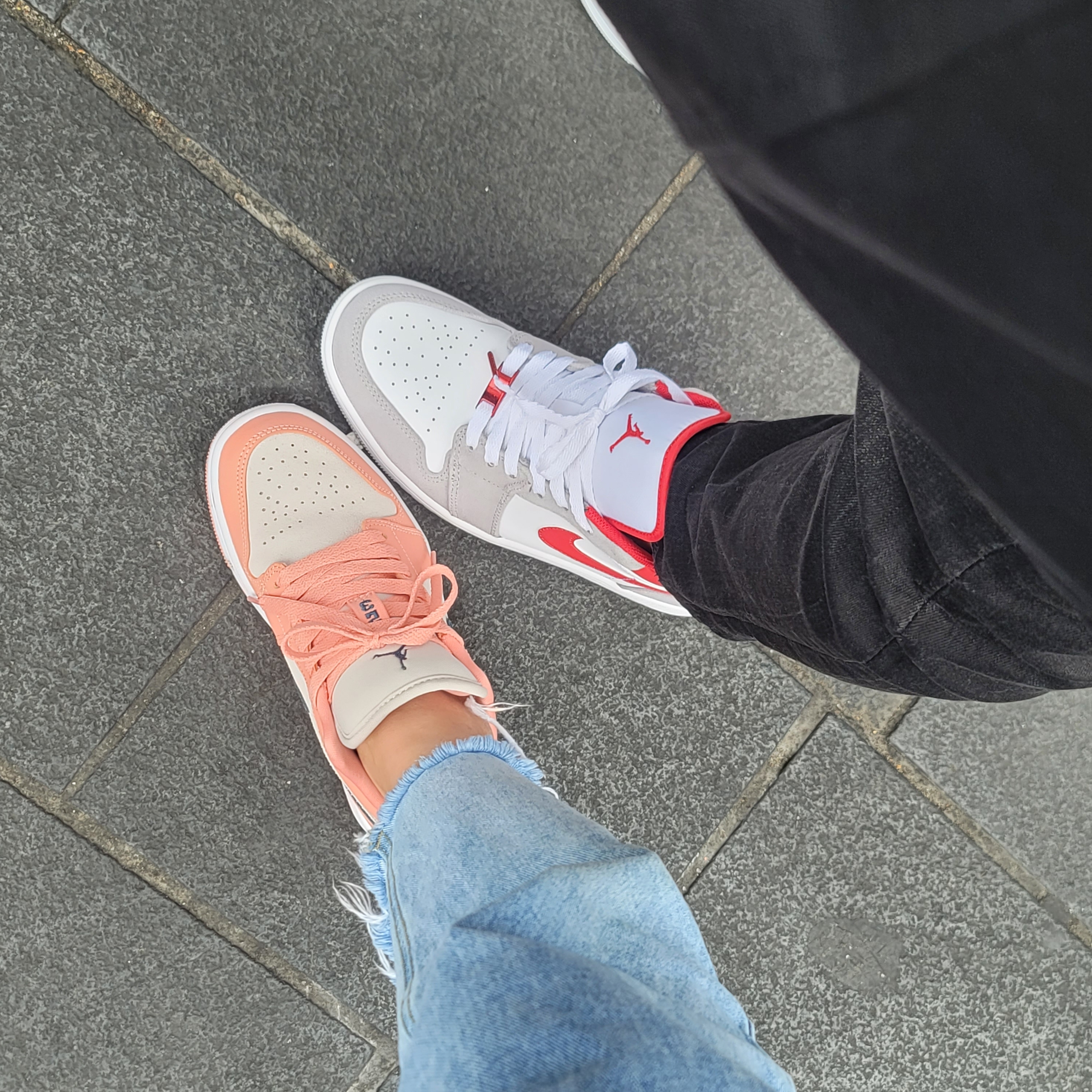 Jordan 1 Low SE Light Smoke Grey Gym Red, (W) Jordan 1 Low Light Madder Root 착용 스타일