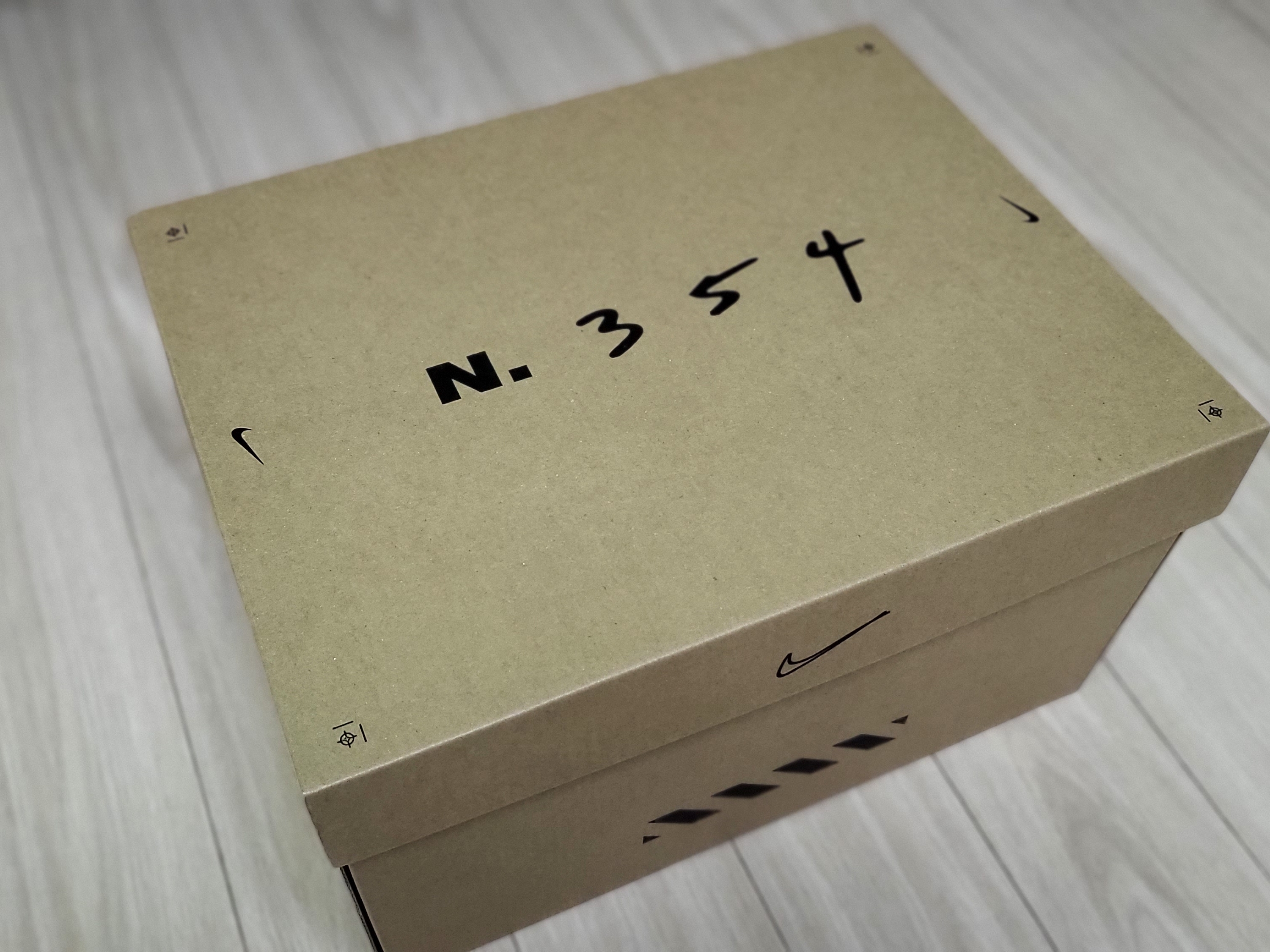 Nike Offline Pack Cool Grey 착용 스타일 - 1