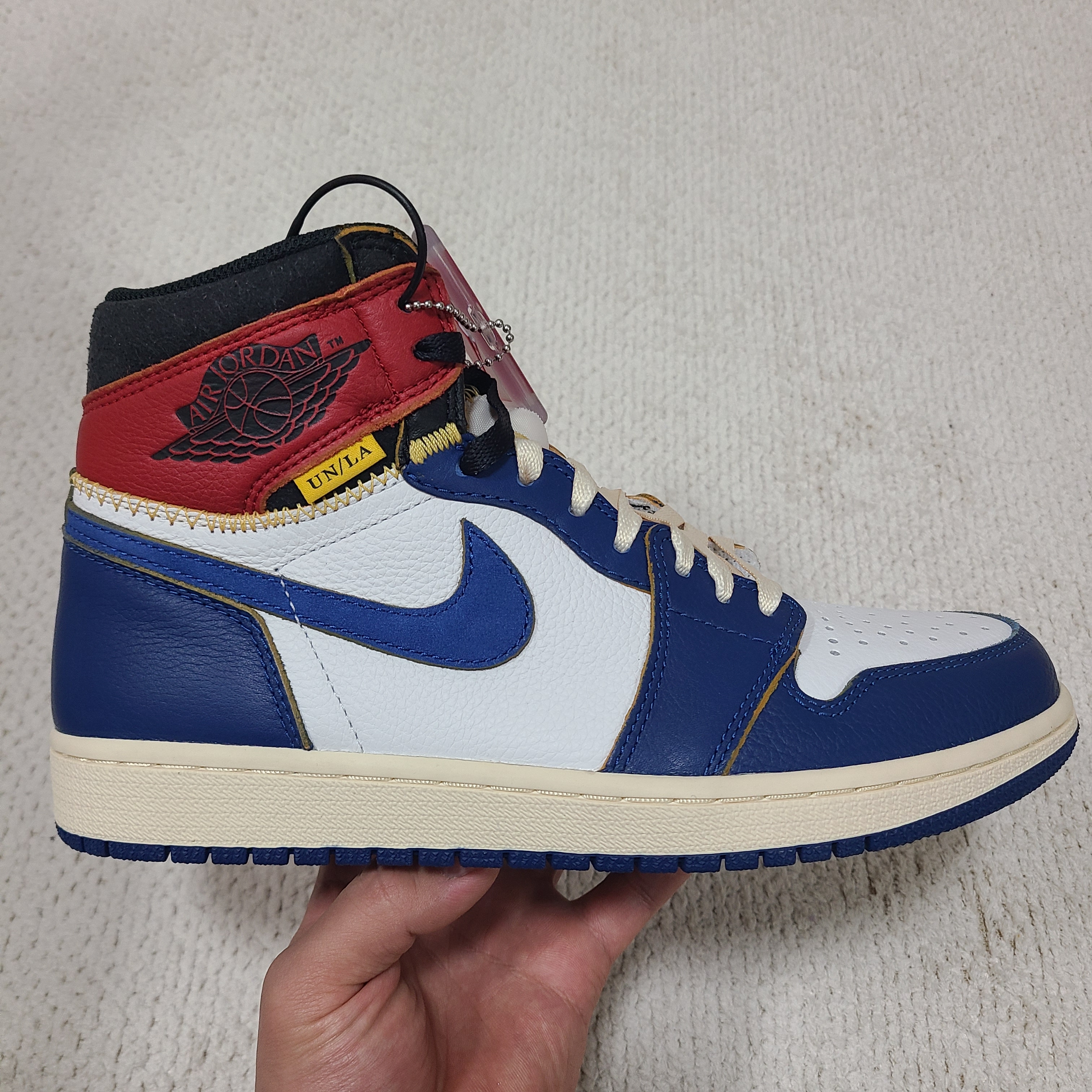 Jordan 1 x Union Retro High Blue Toe 착용 스타일