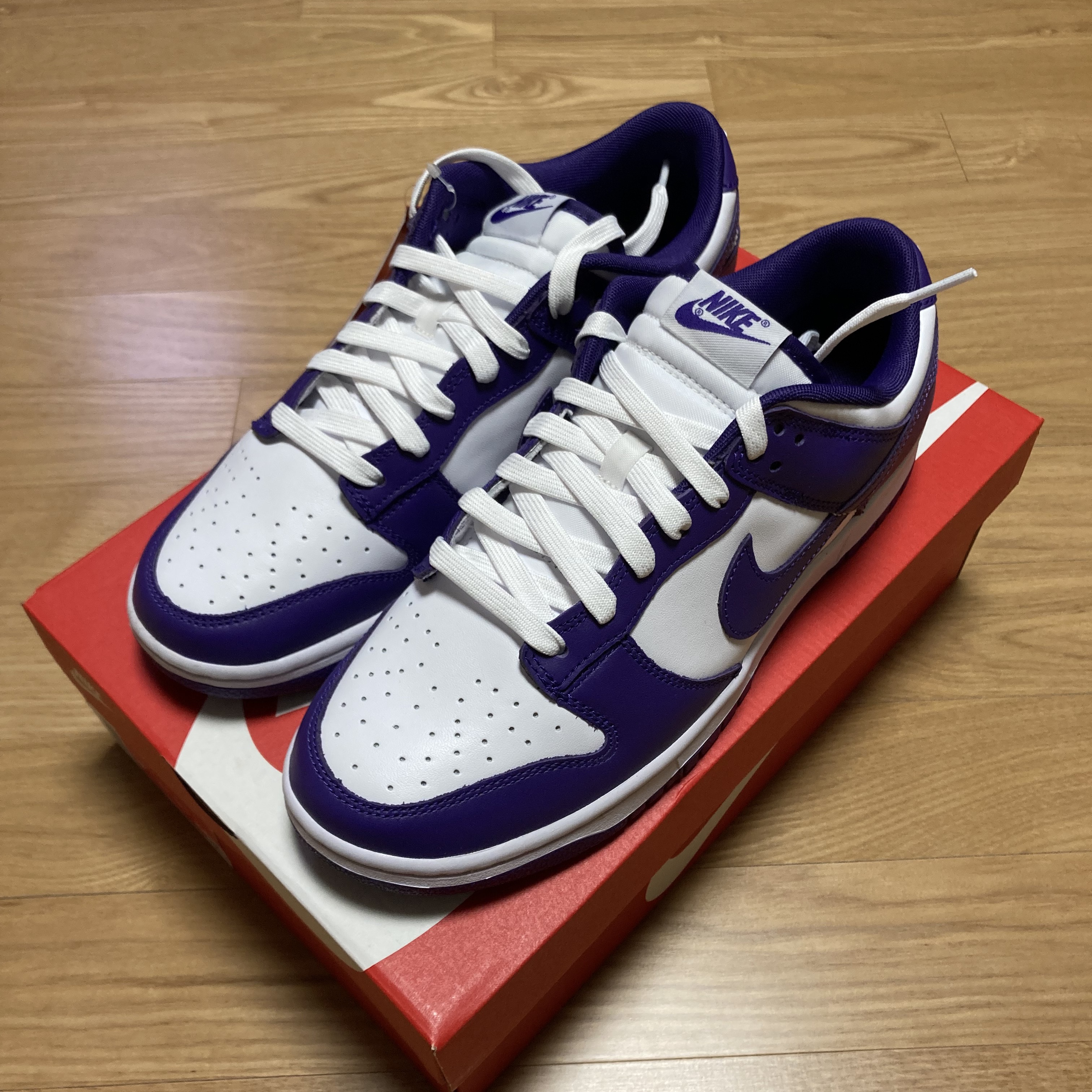 Nike Dunk Low Retro Championship Court Purple 착용 스타일