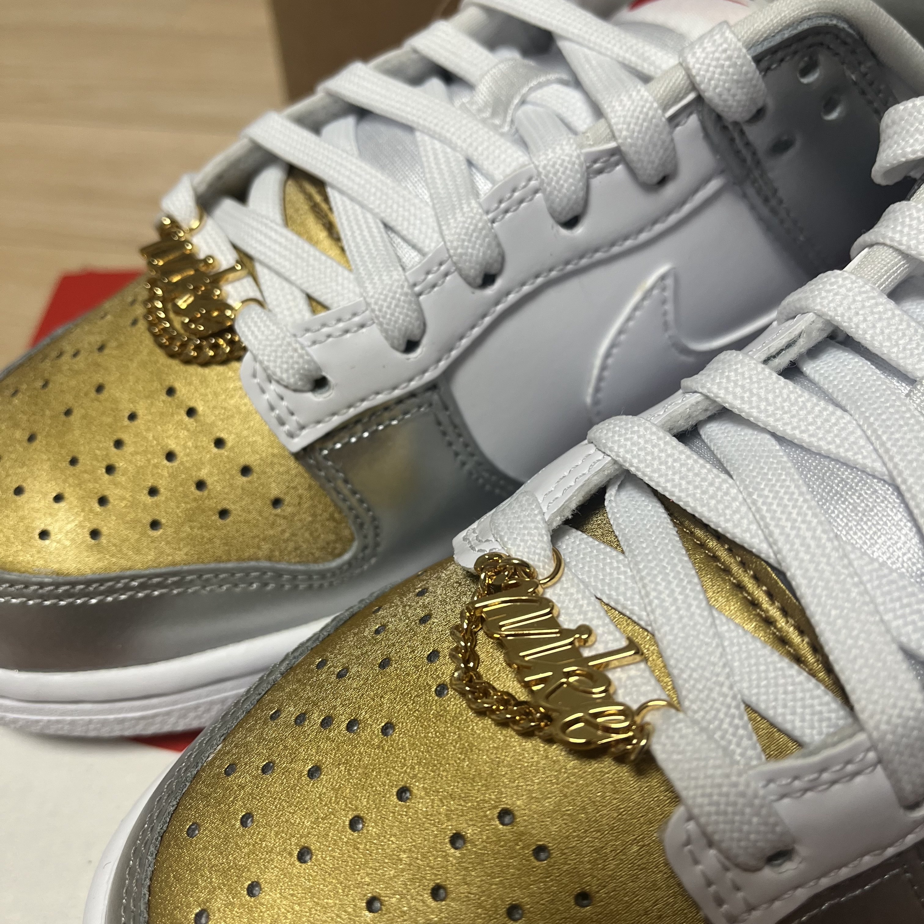 (W) Nike Dunk Low SE Heirloom 착용 스타일 - 1