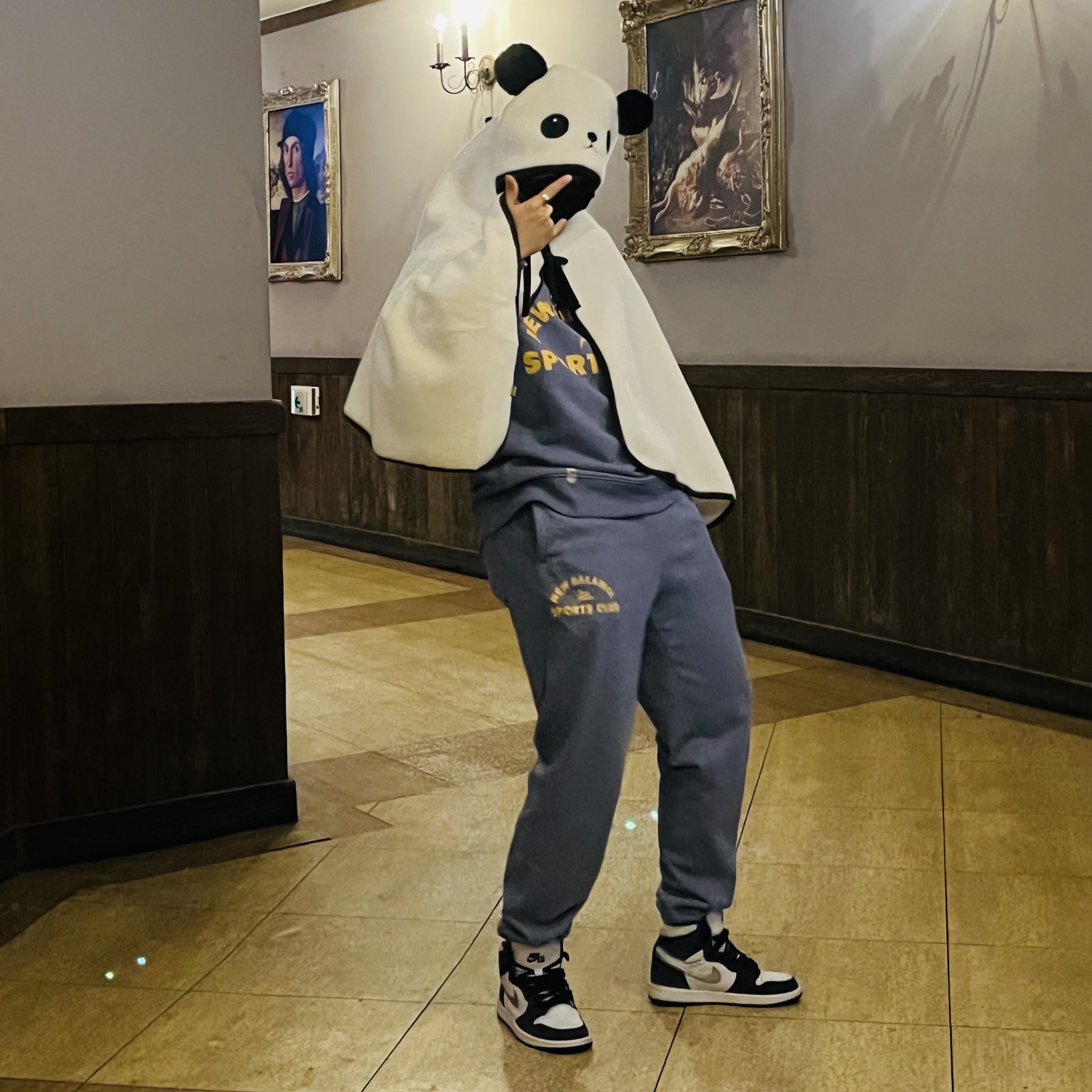 Jordan 1 Retro High OG CO.JP Midnight Navy 착용 스타일