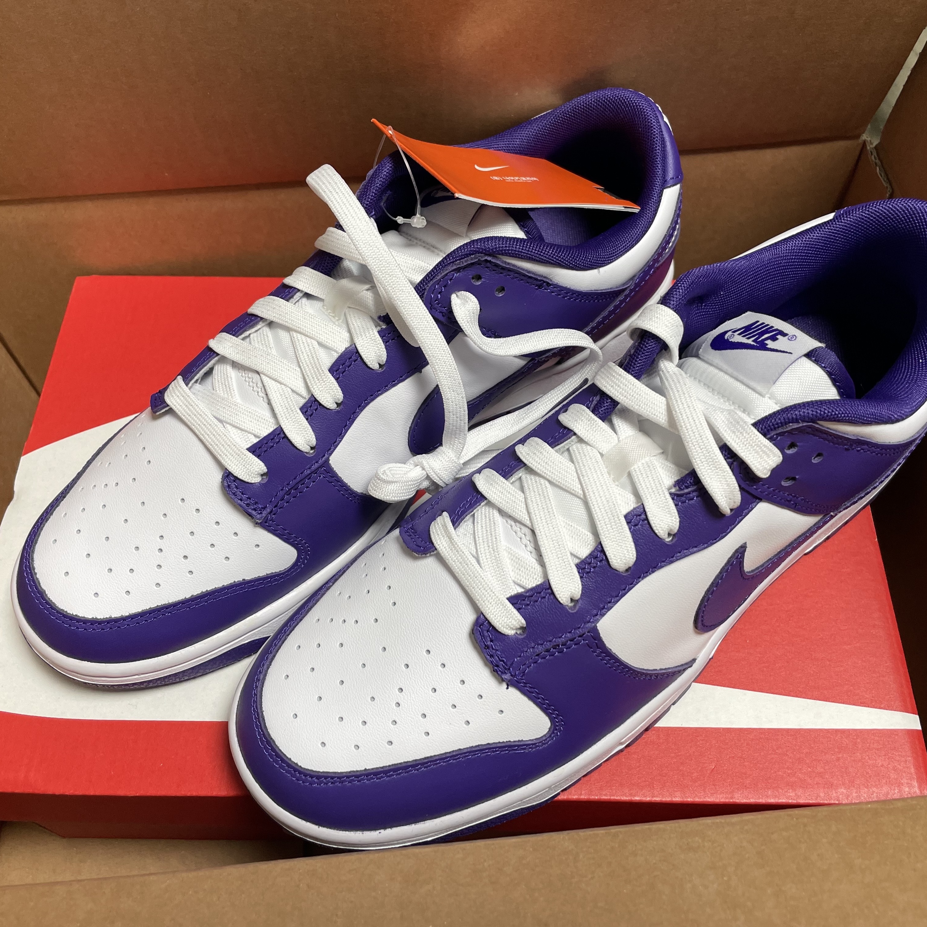 Nike Dunk Low Retro Championship Court Purple 착용 스타일 - 3