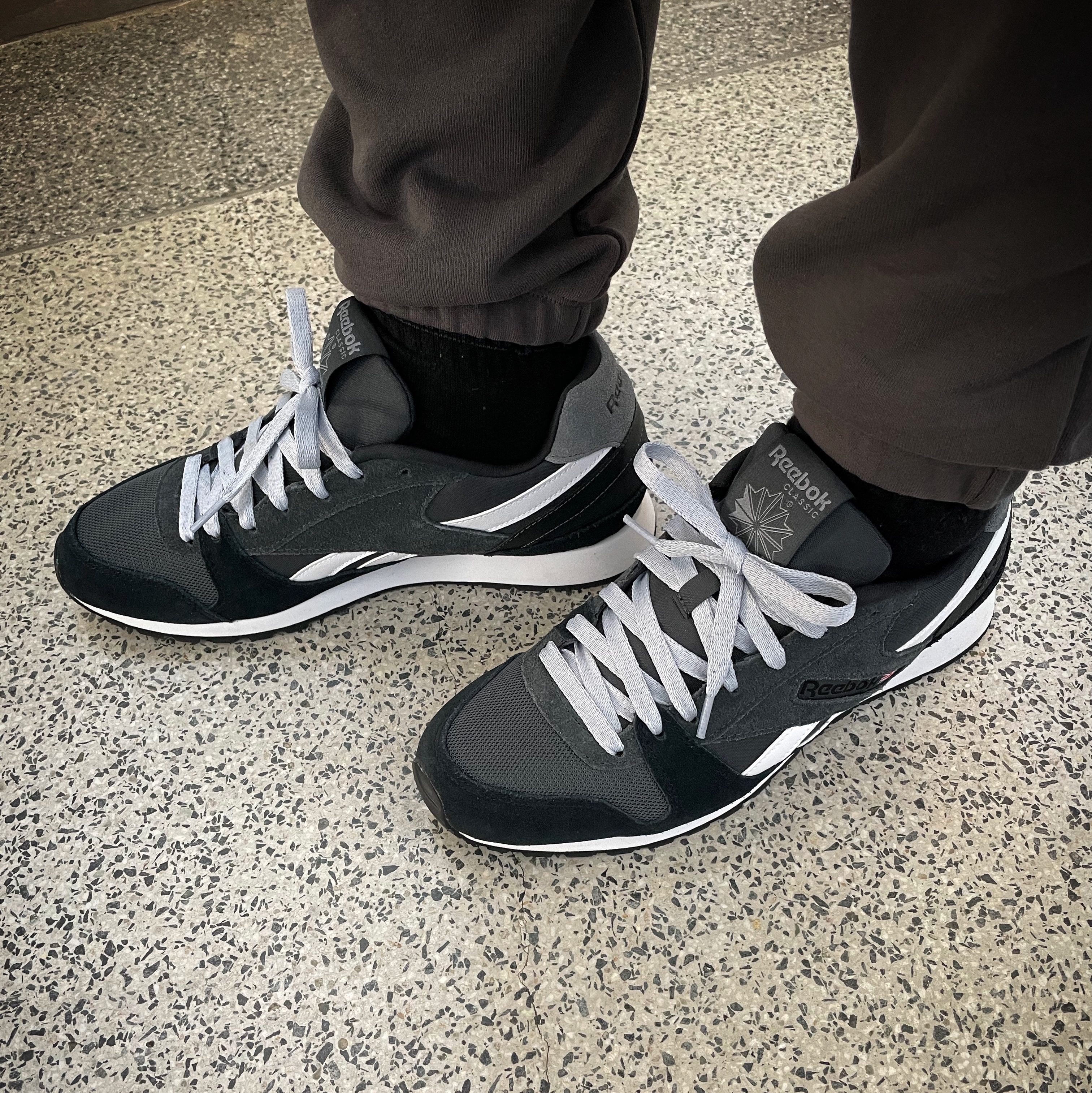 Reebok GL 3000 Pure Grey Black 착용 스타일 - 2