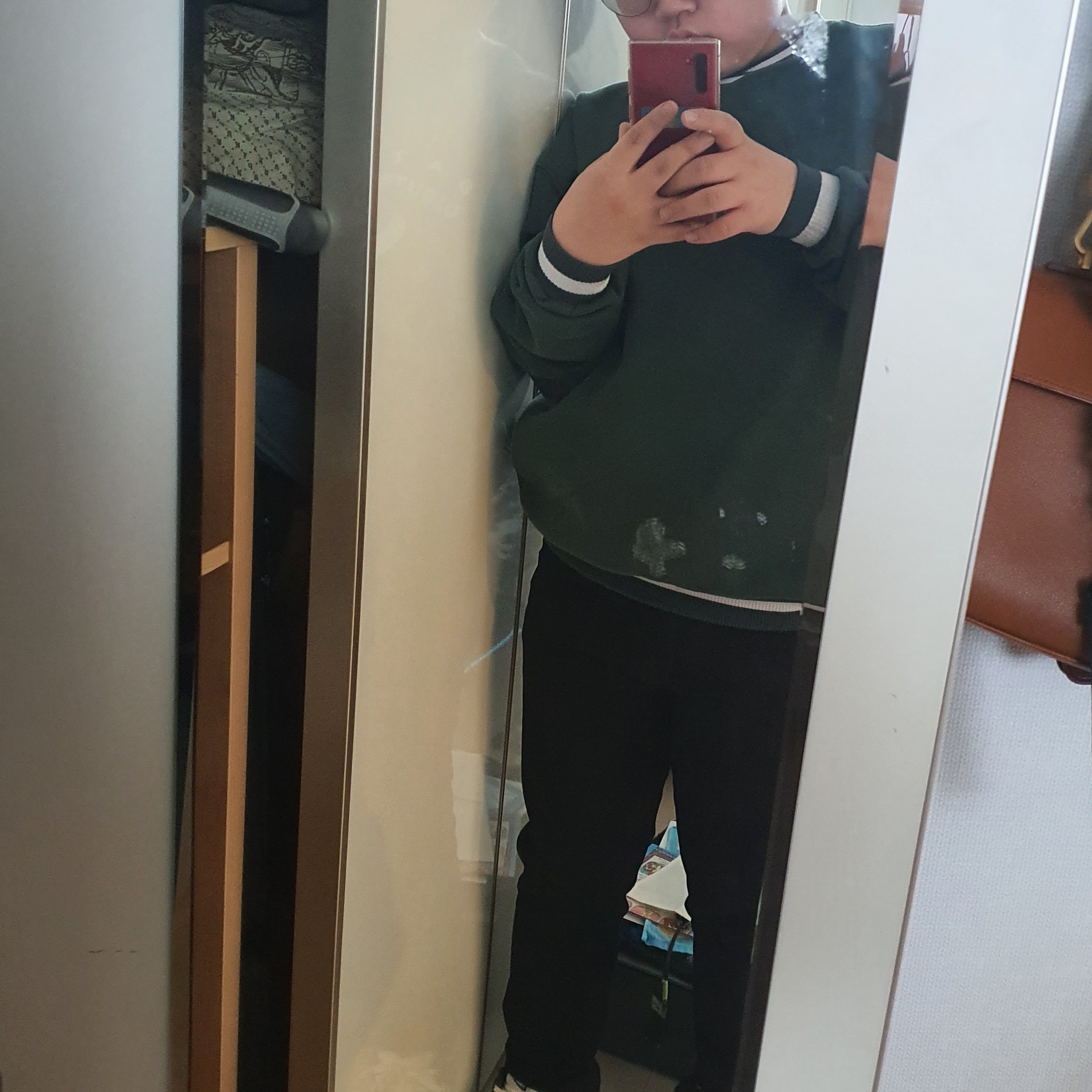 IAB Studio x Yonex Sweatshirt Green, (W) Nike Dunk Low Vintage Green 착용 스타일