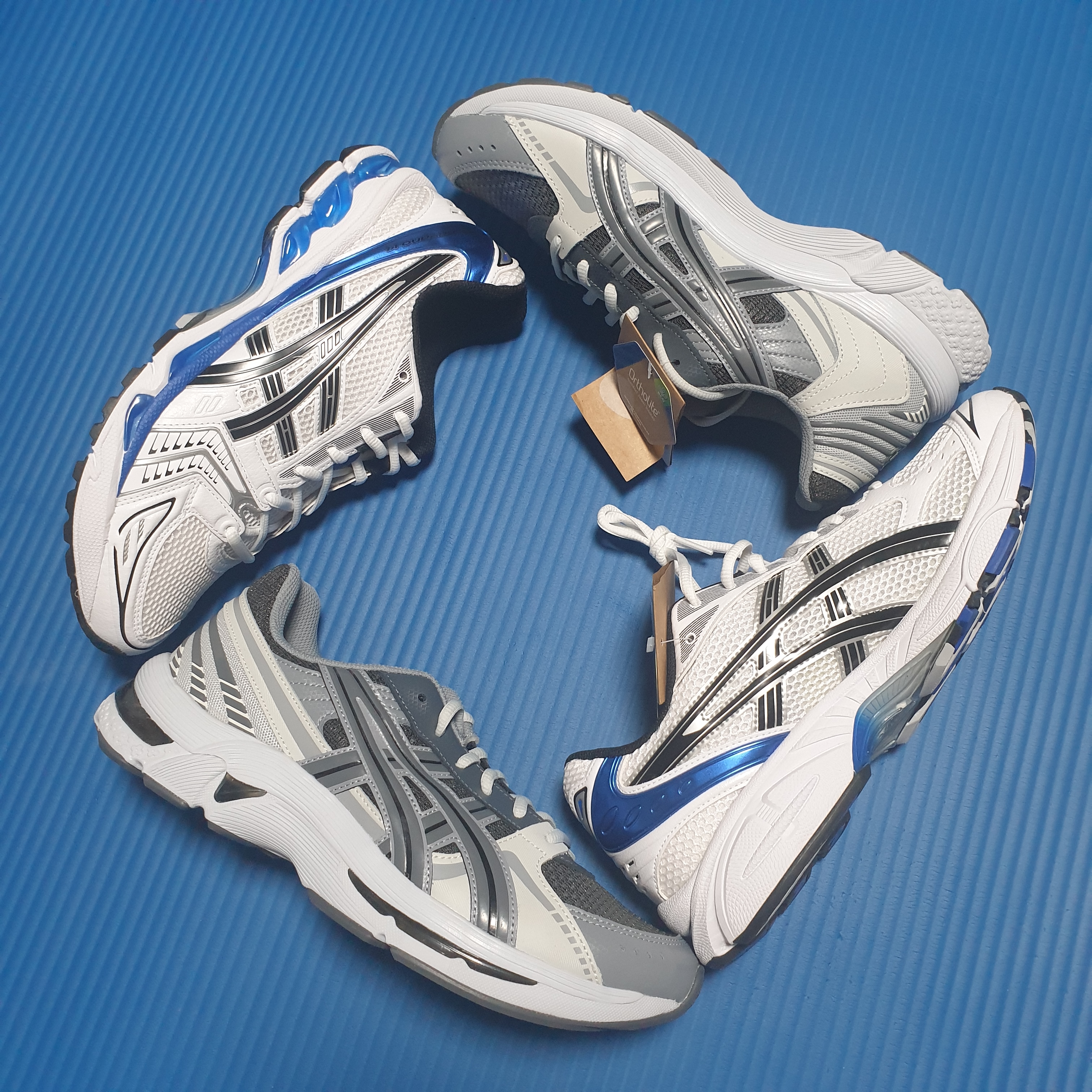 Asics Gel-Kyrios Carrier Grey, Asics Gel-Kayano 14 White Tuna Blue 착용 스타일