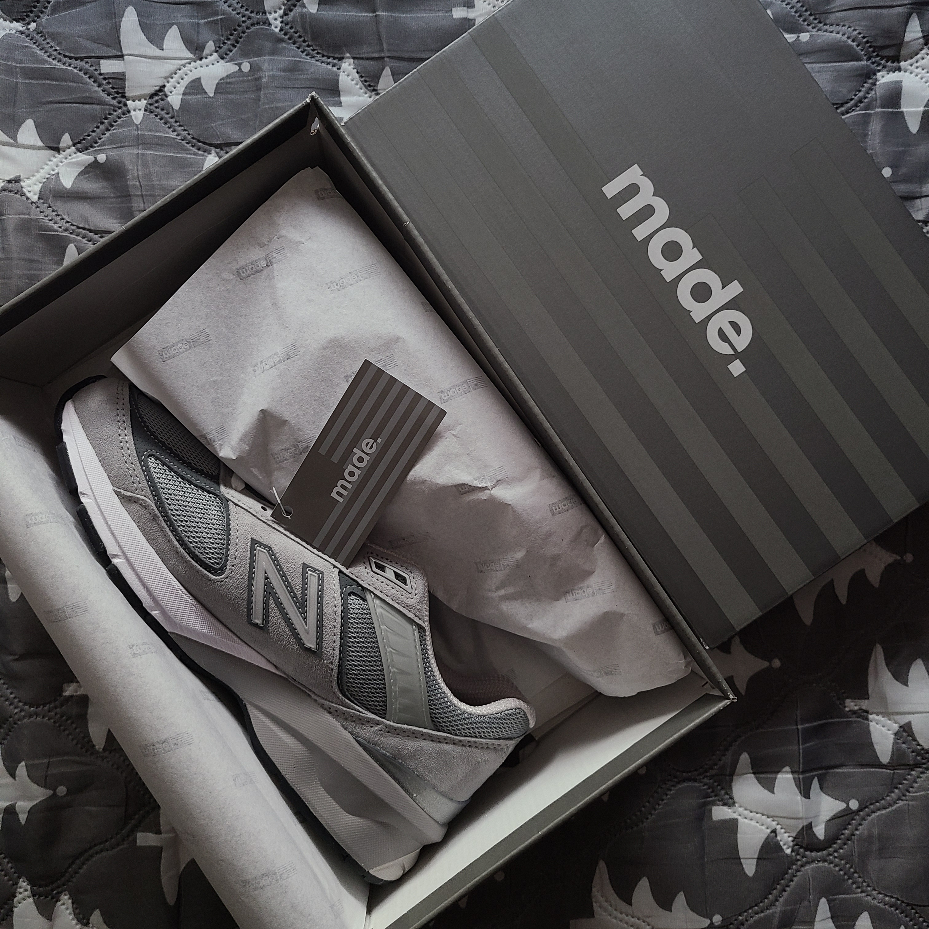New Balance 990v5 Made in USA Grey - D Standard 착용 스타일