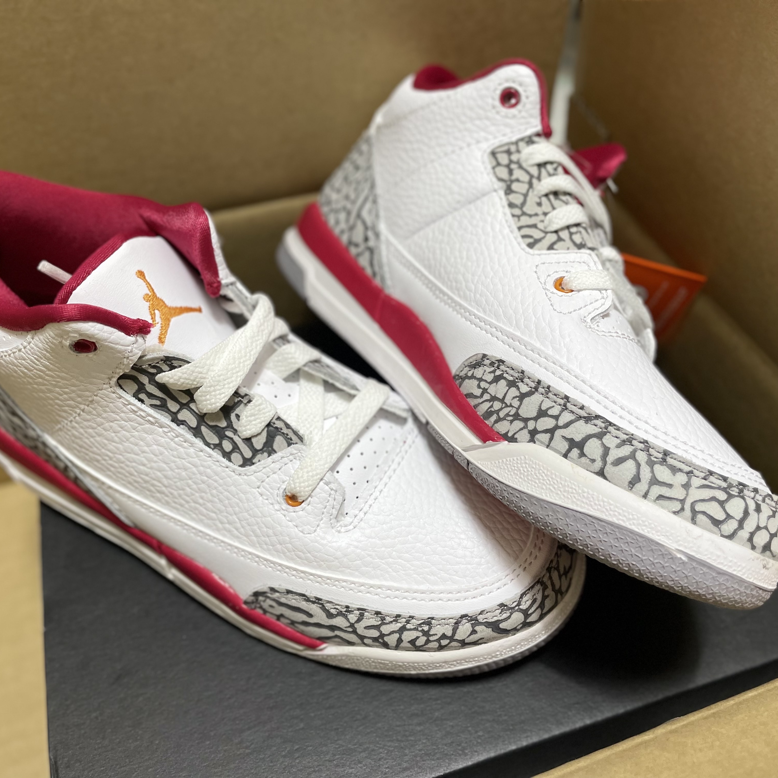 (PS) Jordan 3 Retro Cardinal Red 착용 스타일 - 2