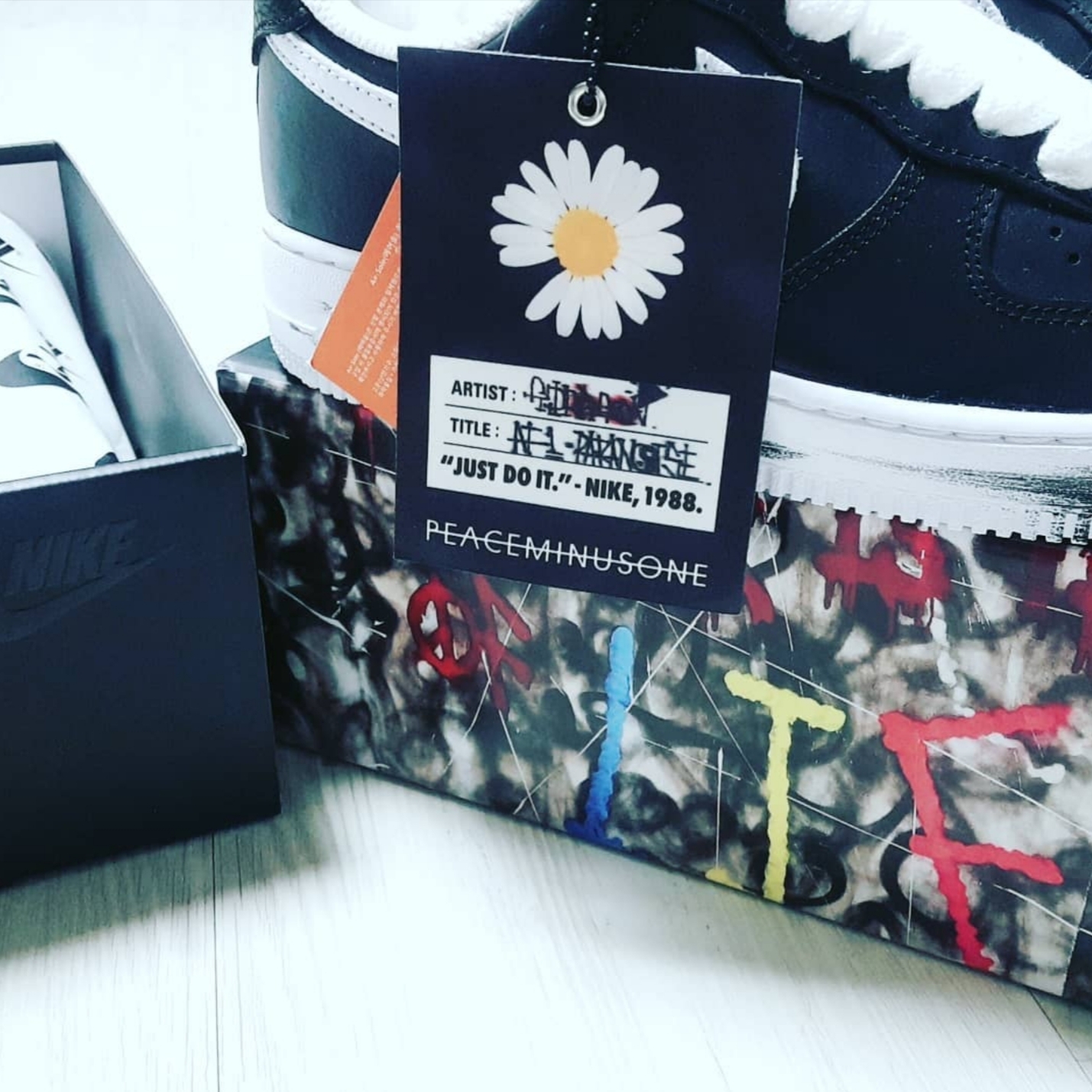 Nike x Peaceminusone Air Force 1 Low Para-Noise 착용 스타일