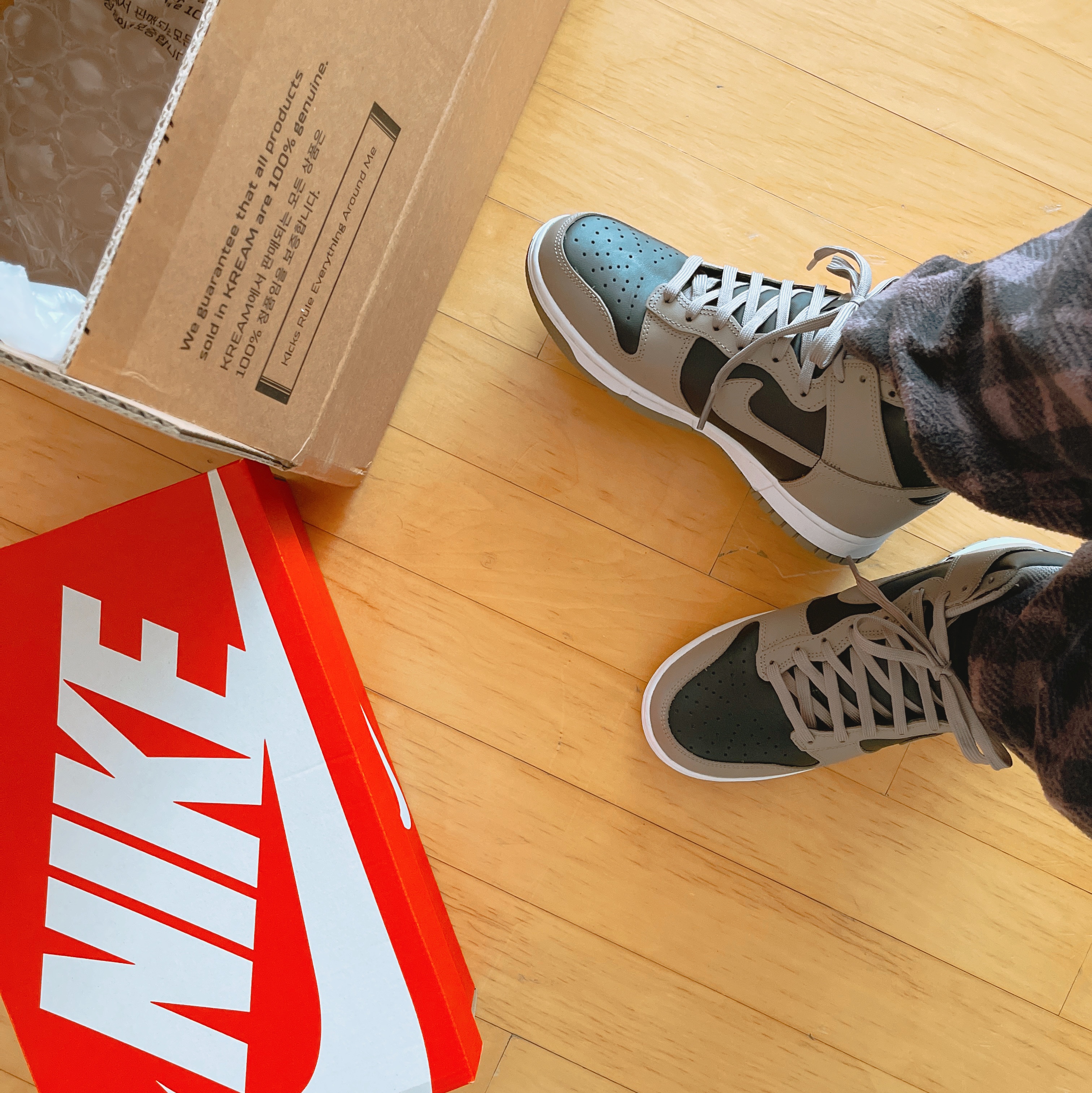 (W) Nike Dunk High Moon Fossil 착용 스타일 - 2