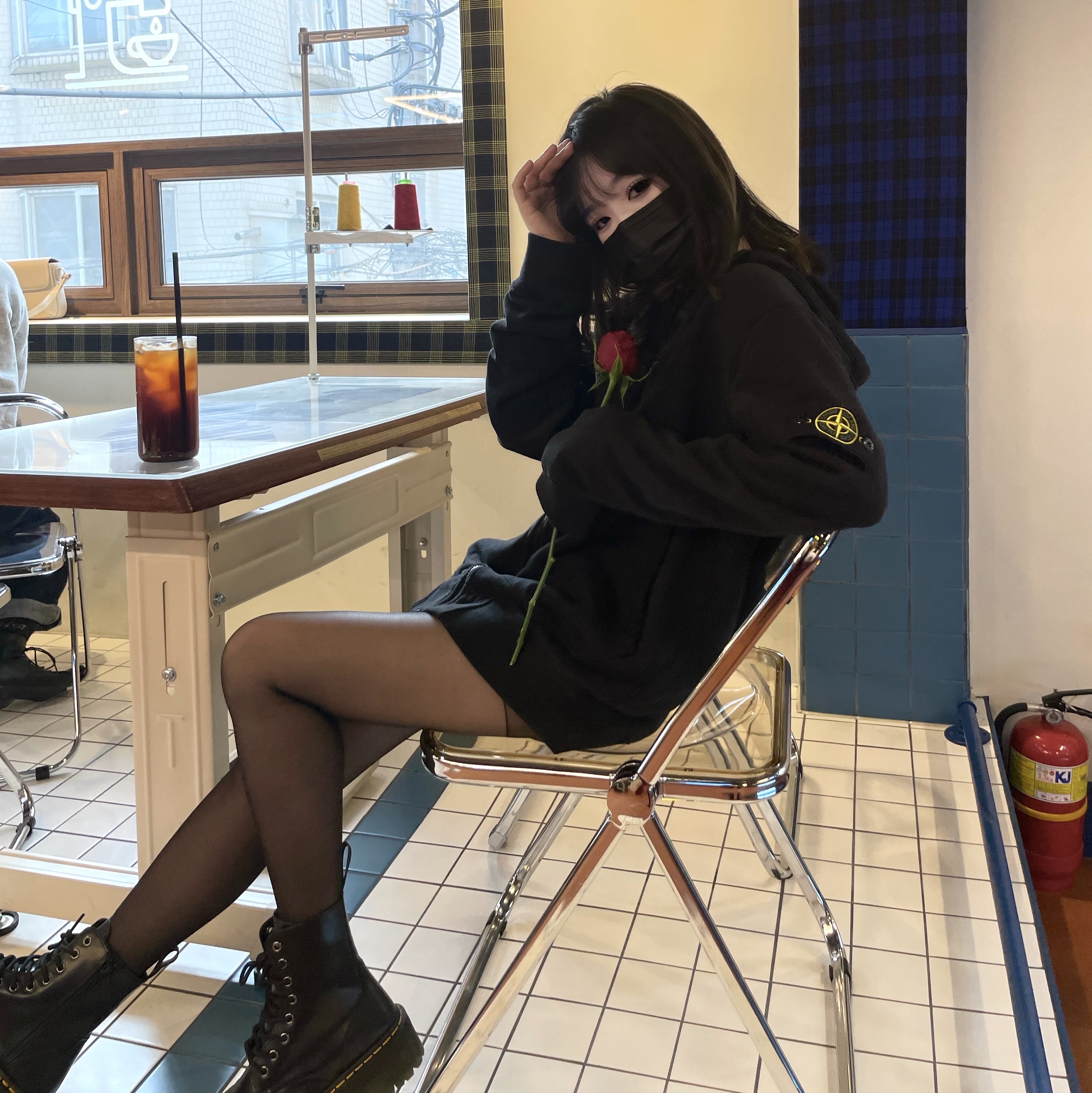 Stone Island 64251 Cotton Fleece Full Zip Hooded Sweatshirt Black - 22SS 착용 스타일 - 2