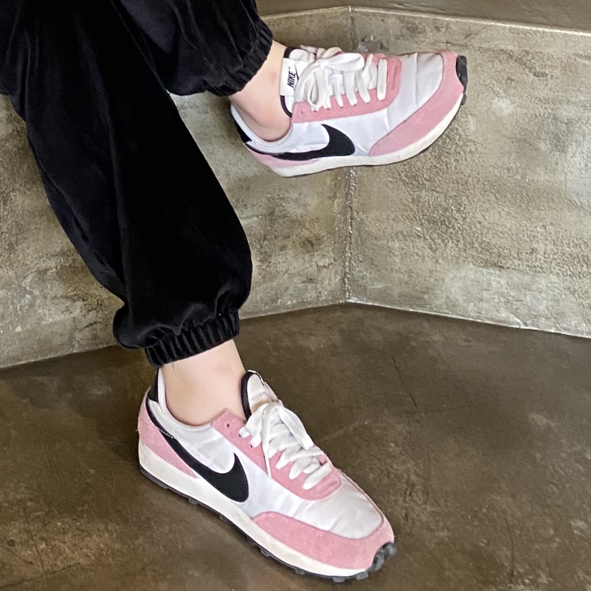 (W) Nike Daybreak Desert Berry 착용 스타일
