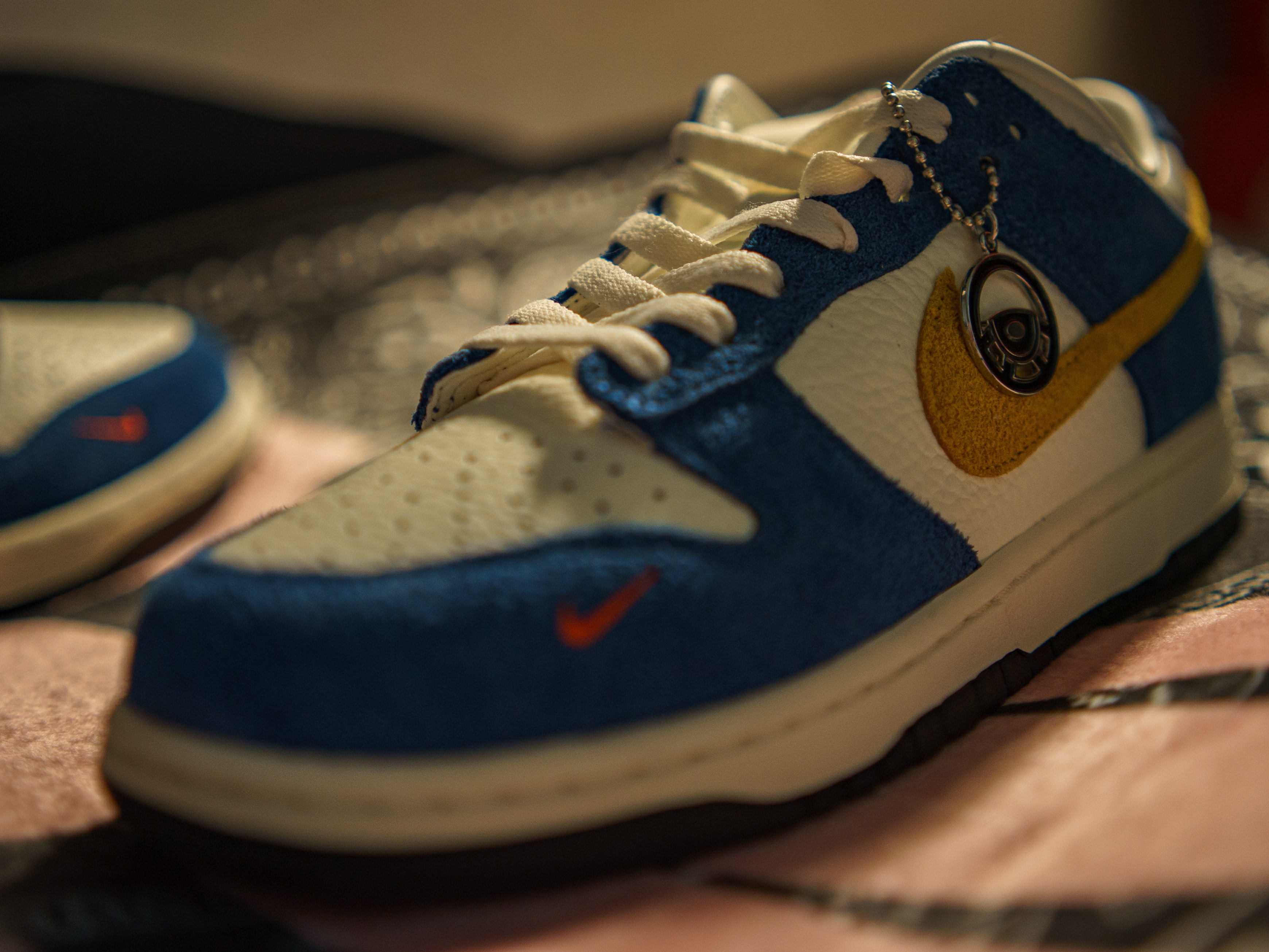 Nike x Kasina Dunk Low 80's Bus 착용 스타일 - 4