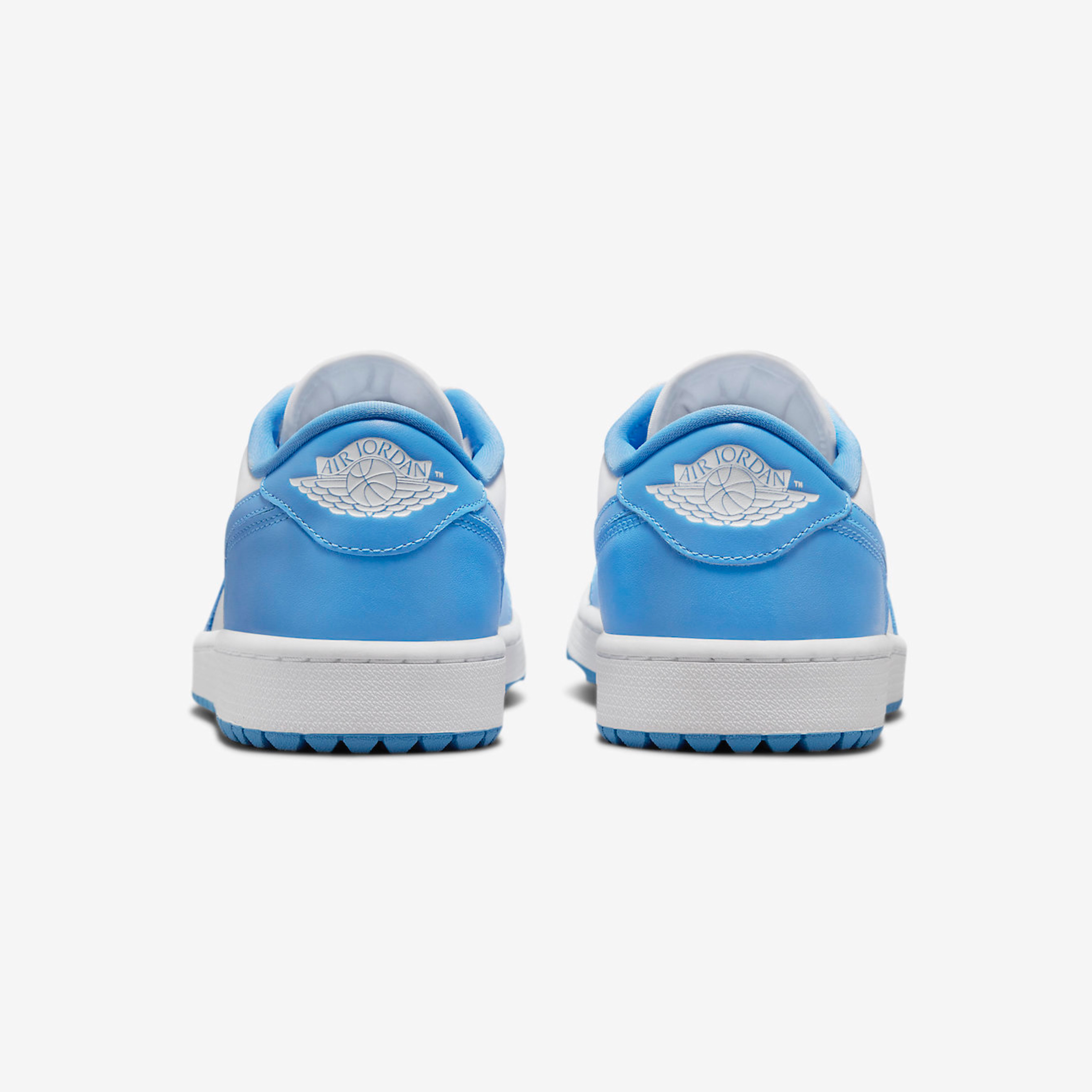 Jordan 1 Low Golf White and University Blue 착용 스타일 - 5