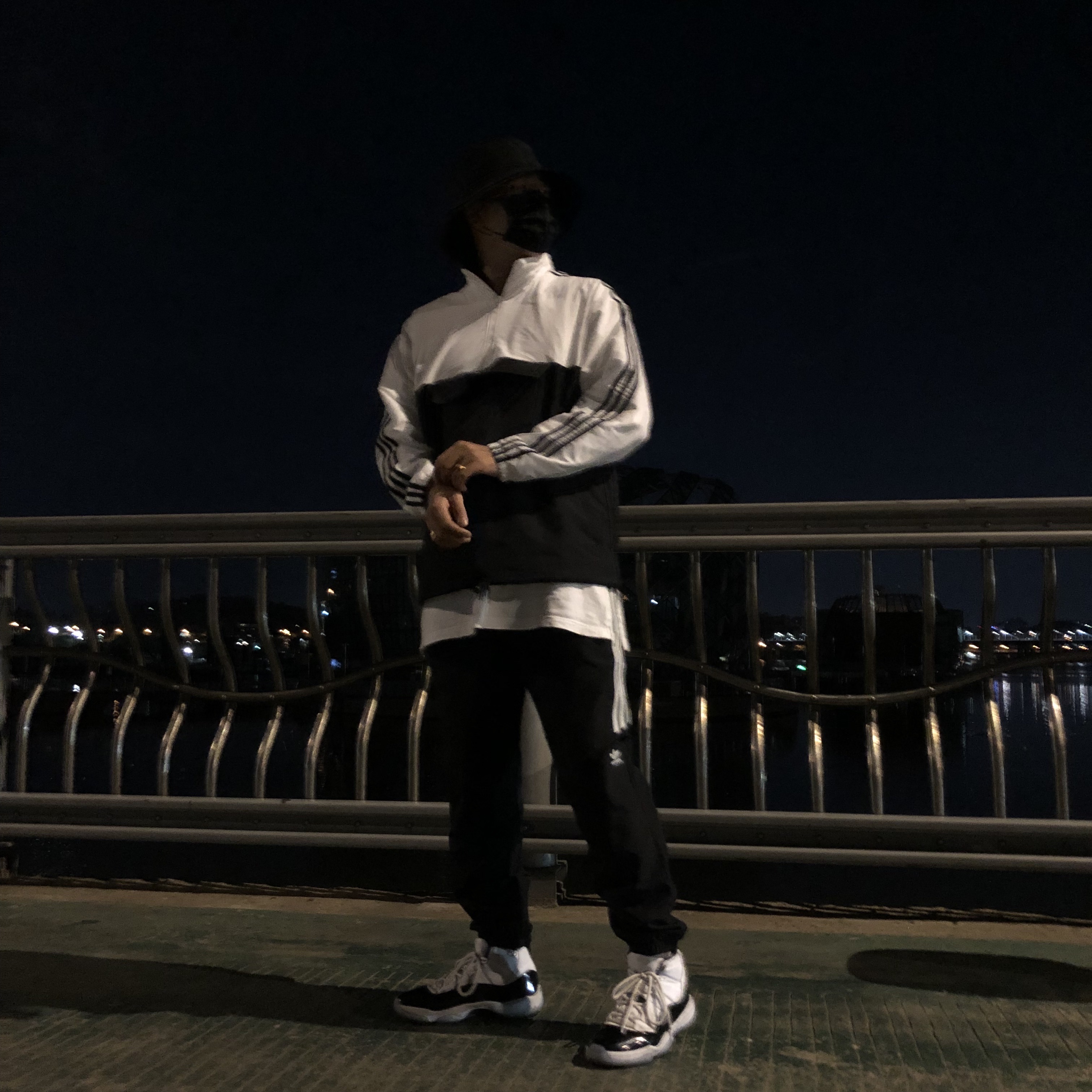 Jordan 11 Retro Concord 2018 착용 스타일