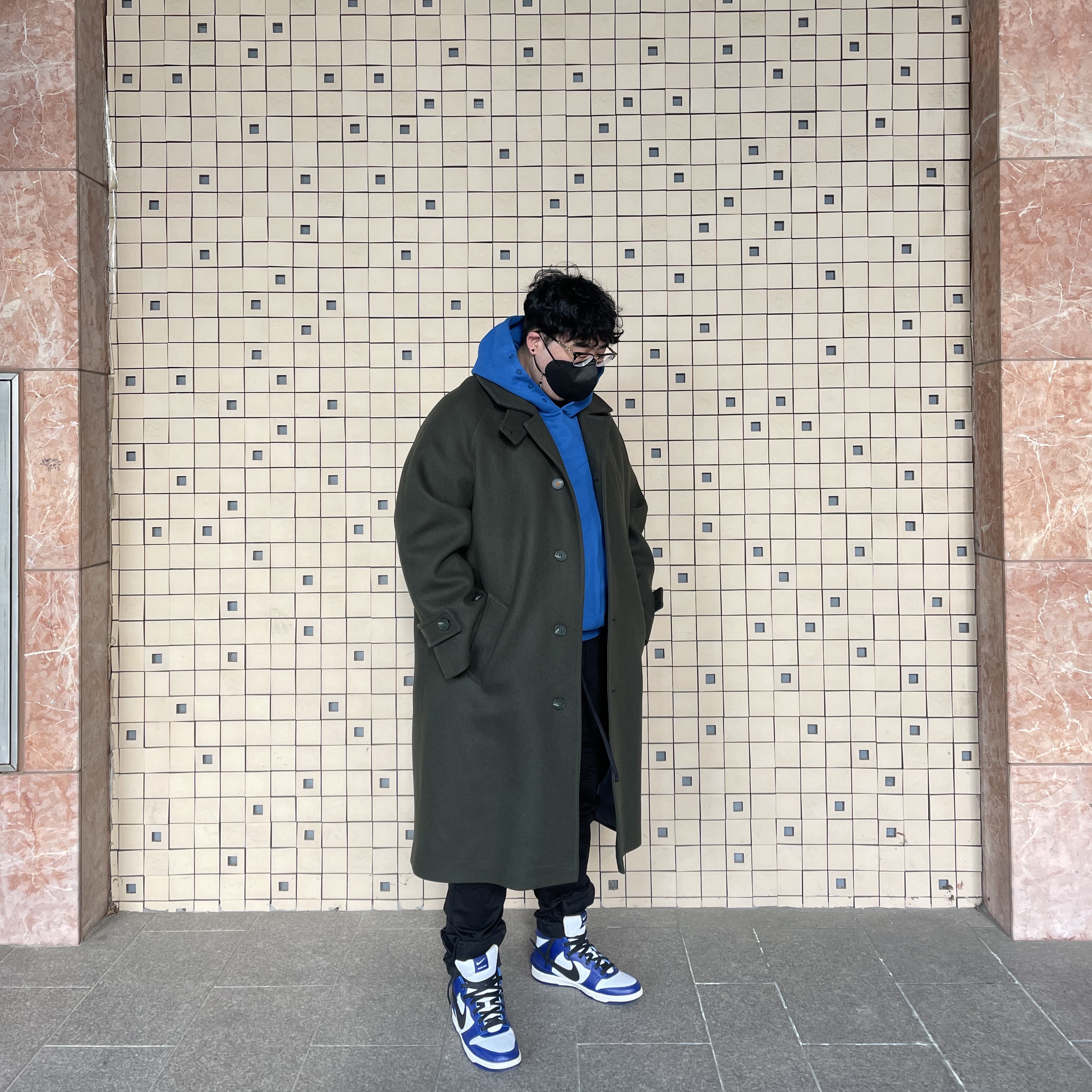 Nike x Ambush Dunk High Deep Royal Blue 착용 스타일 - 1