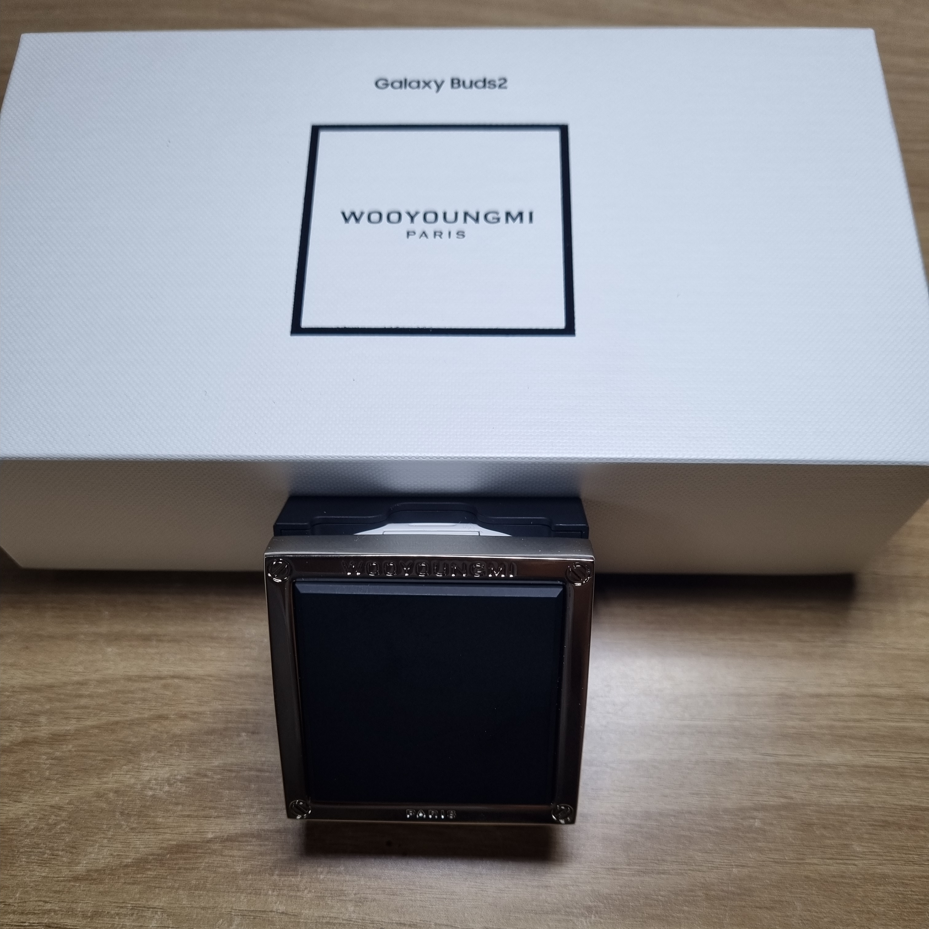 Samsung Galaxy Buds2 Wooyoungmi Edition (Korean Ver.) 착용 스타일 - 1