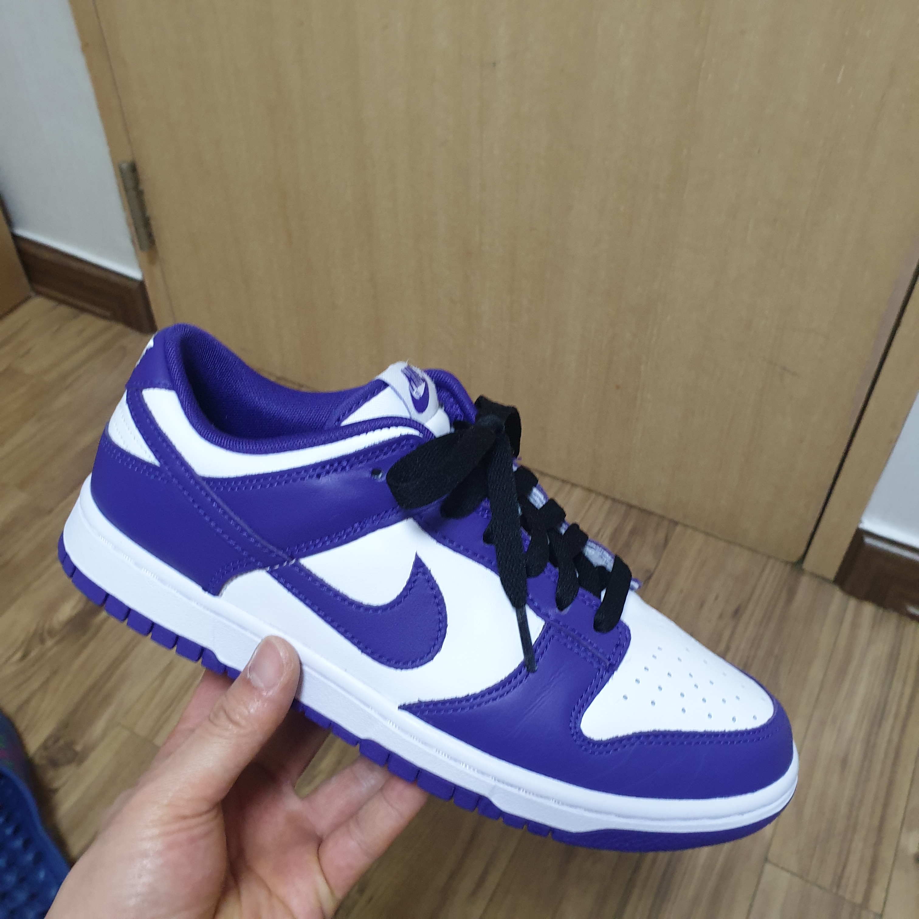 Nike Dunk Low Retro Championship Court Purple 착용 스타일 - 2