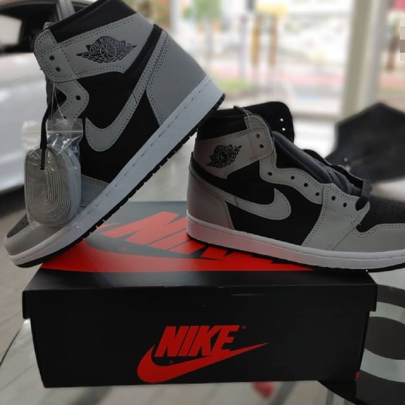 Jordan 1 Retro High OG Shadow 2.0 착용 스타일 - 4