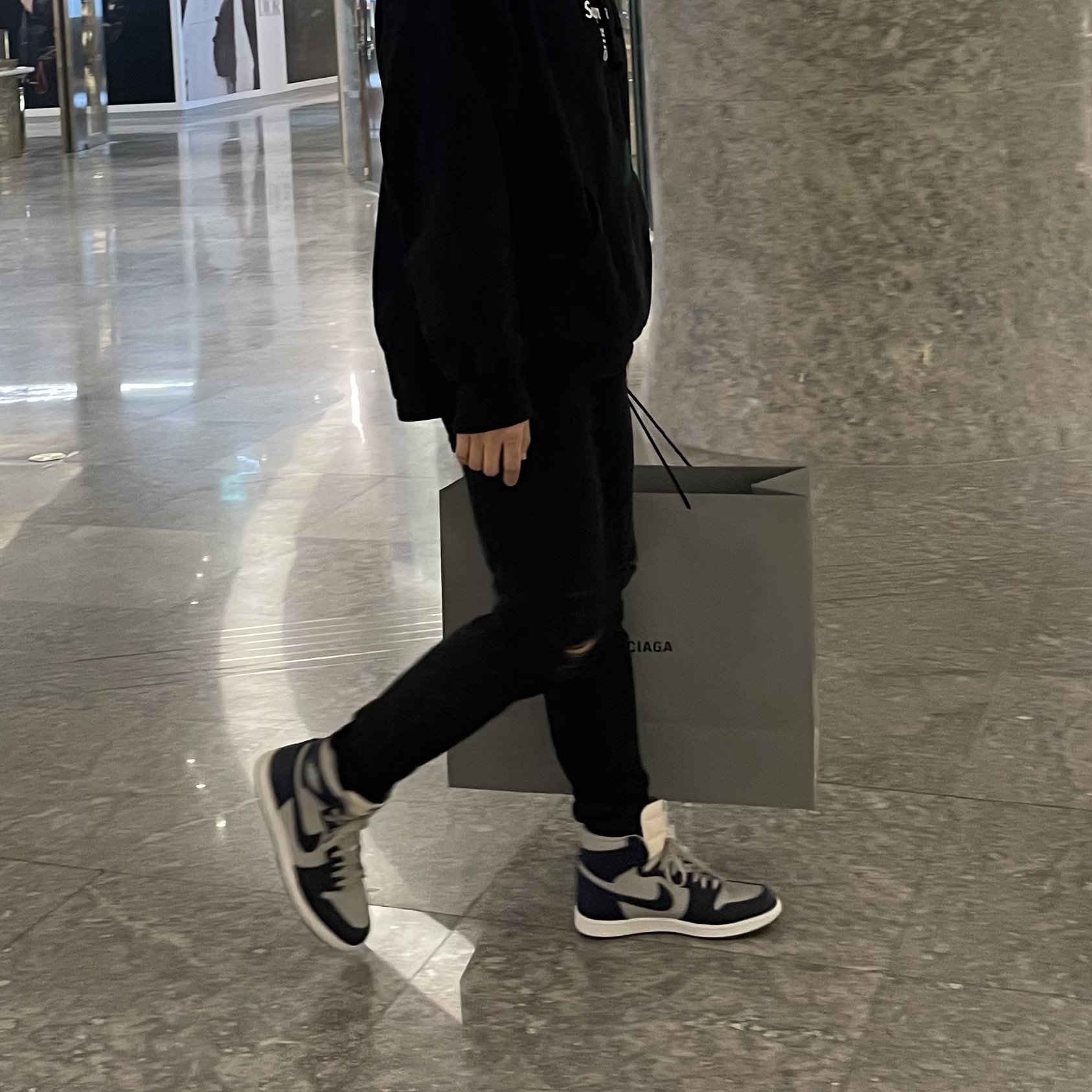Jordan 1 High 85 College Navy 착용 스타일 - 2