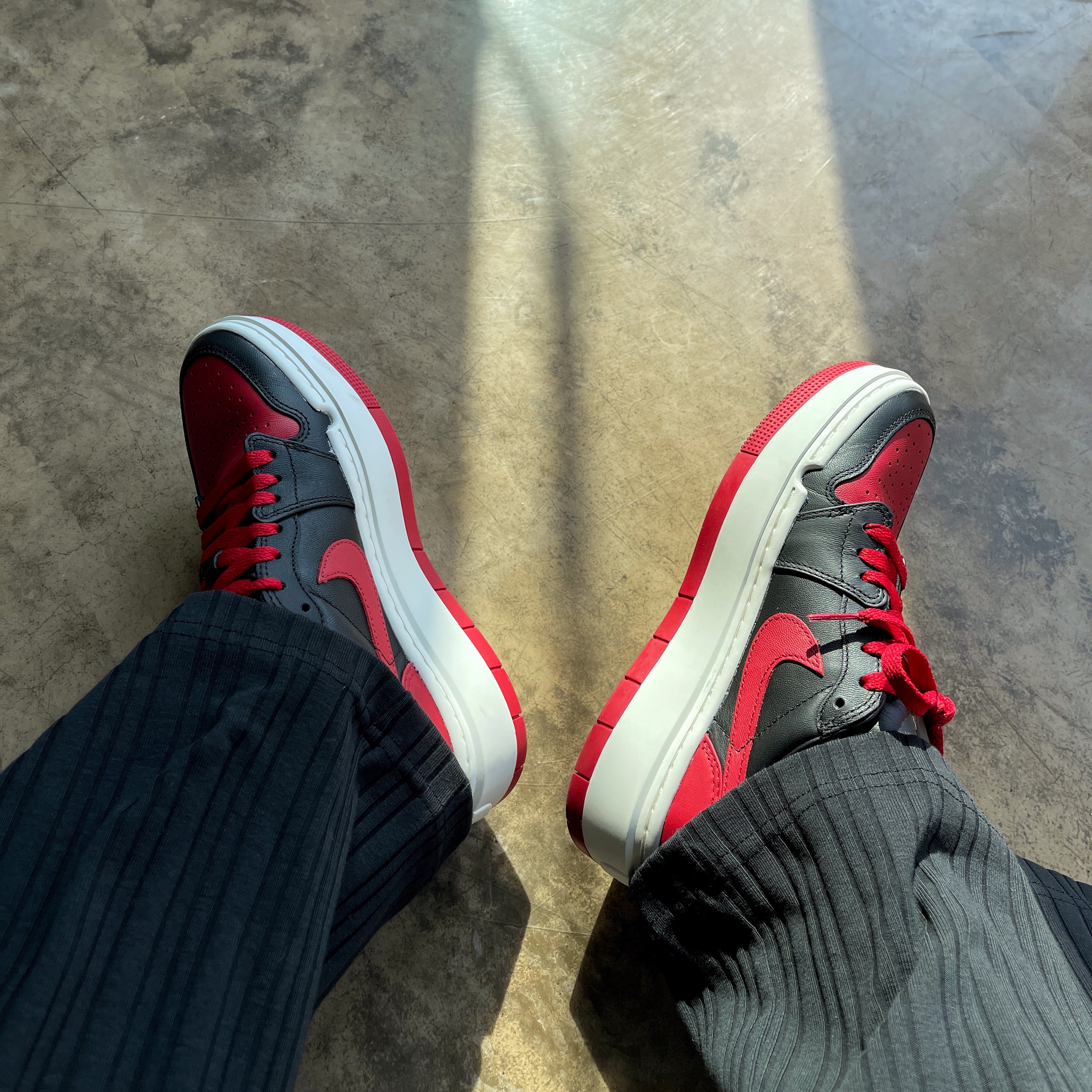 (W) Jordan 1 Elevate Low SE Bred 착용 스타일 - 2