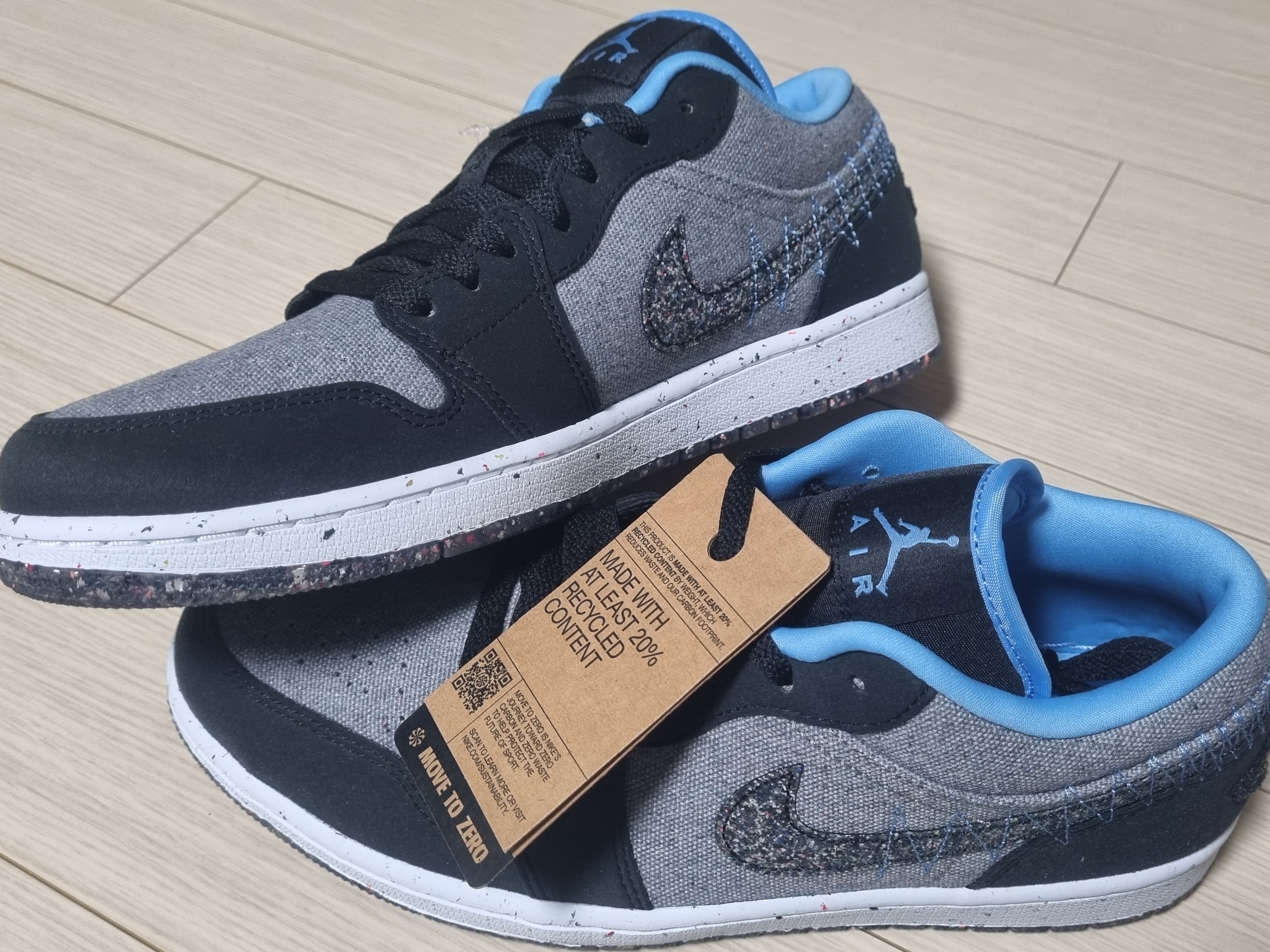 Jordan 1 Low SE Light Smoke Grey Black 착용 스타일 - 1