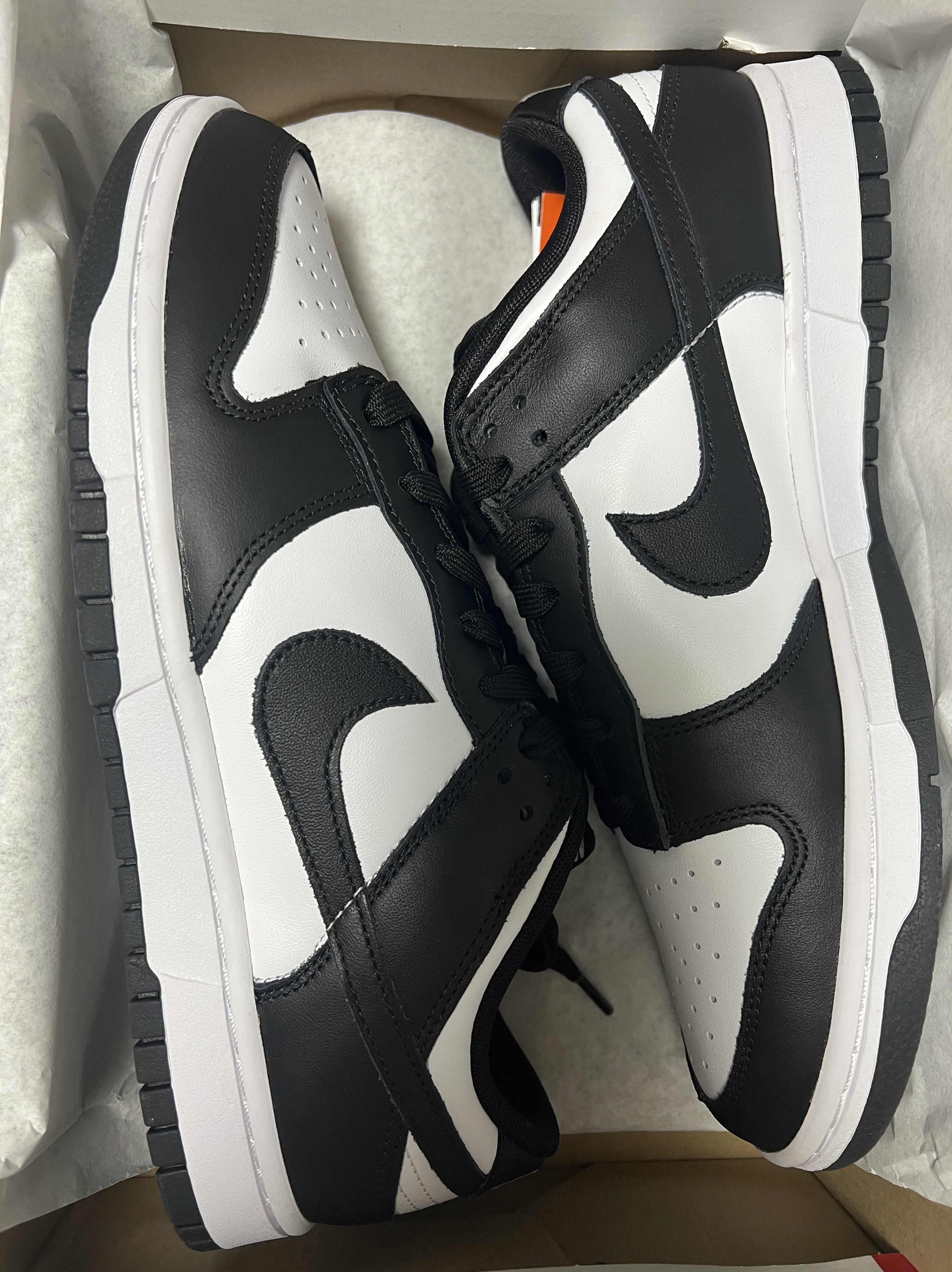 Nike Dunk Low Retro Black 착용 스타일 - 3