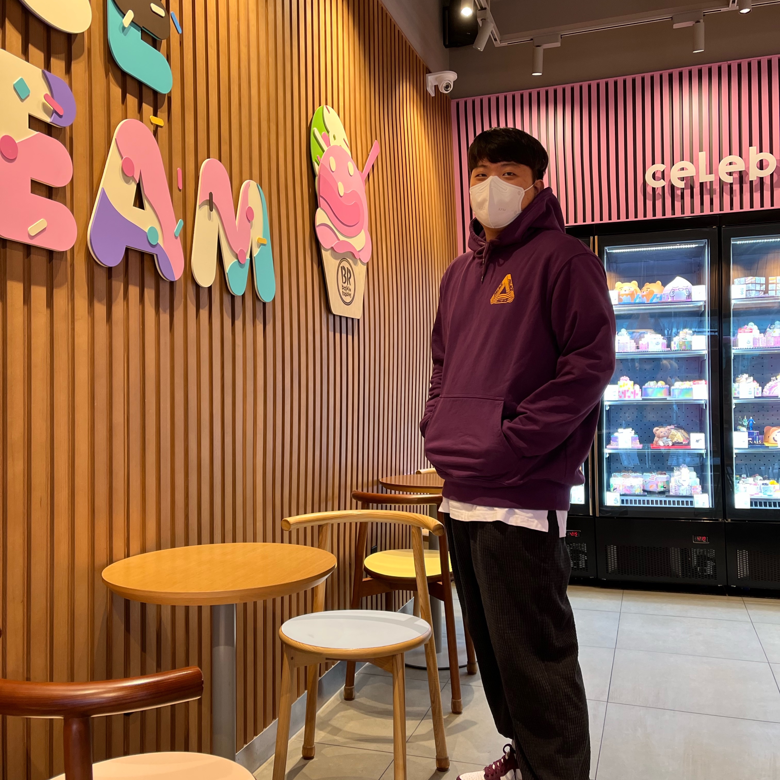 Palace Fallen City Hood Purple - 22SS, Jordan 1 Retro High OG Bordeaux 착용 스타일