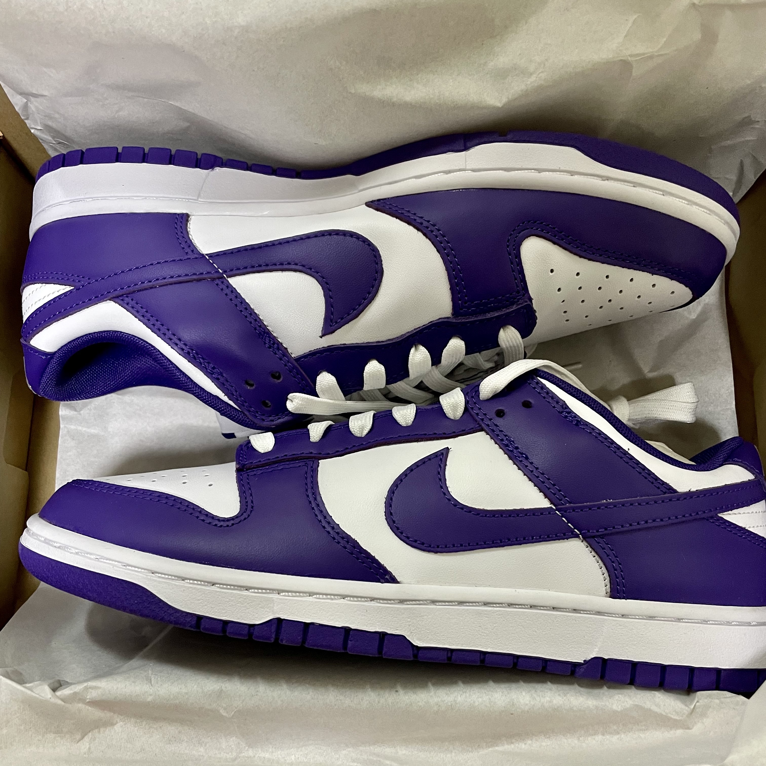 Nike Dunk Low Retro Championship Court Purple 착용 스타일