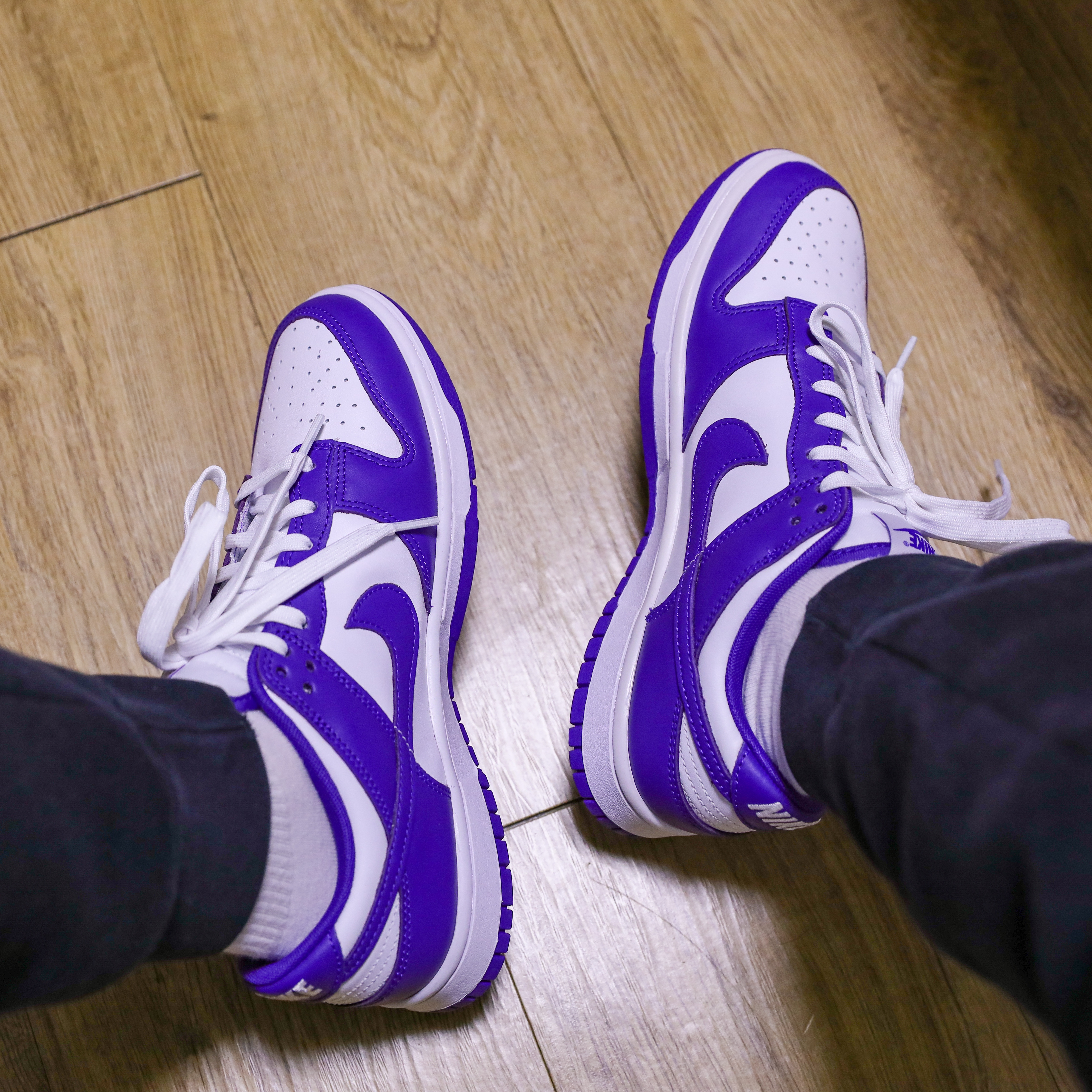 Nike Dunk Low Retro Championship Court Purple 착용 스타일