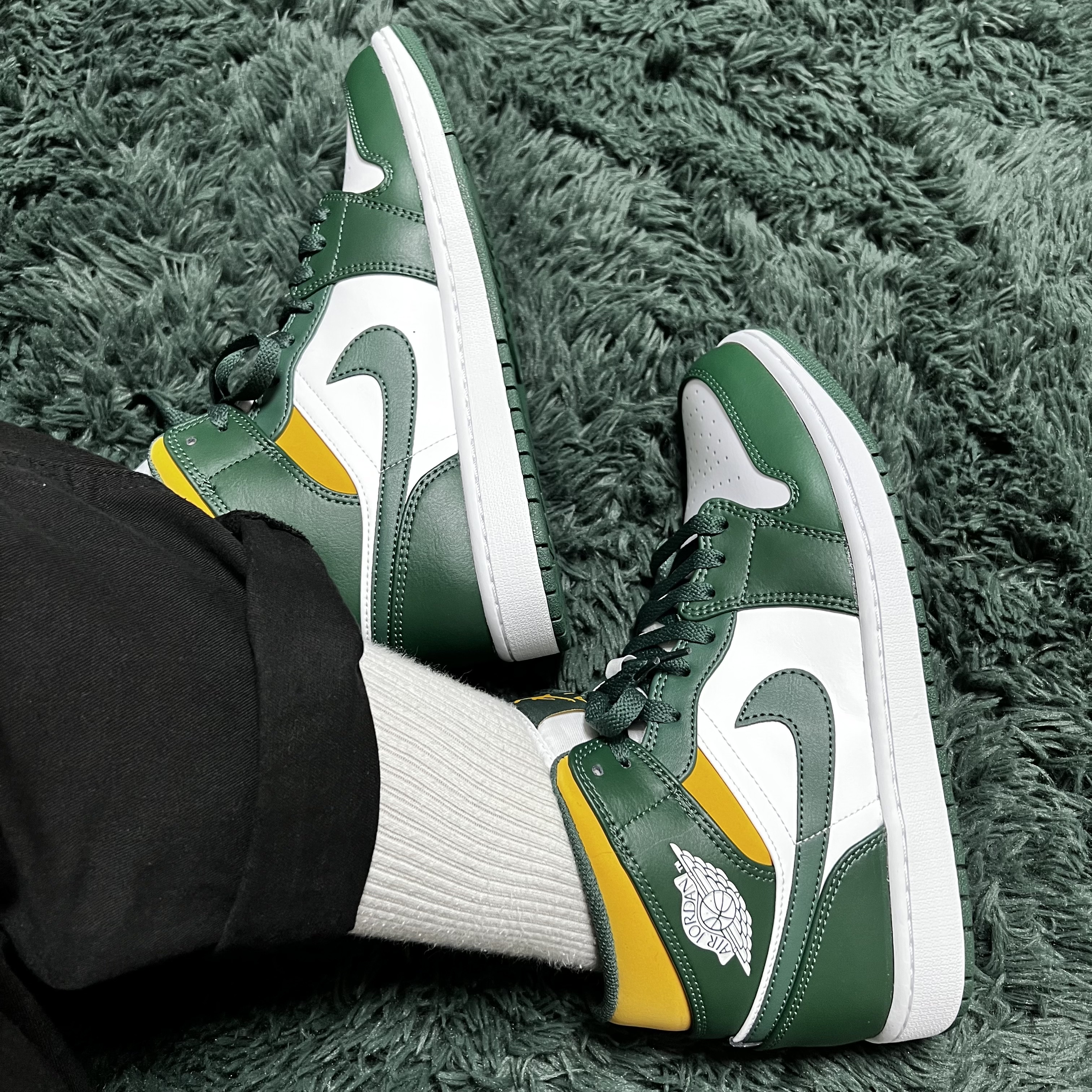 Jordan 1 Mid Sonics 2021 착용 스타일 - 3