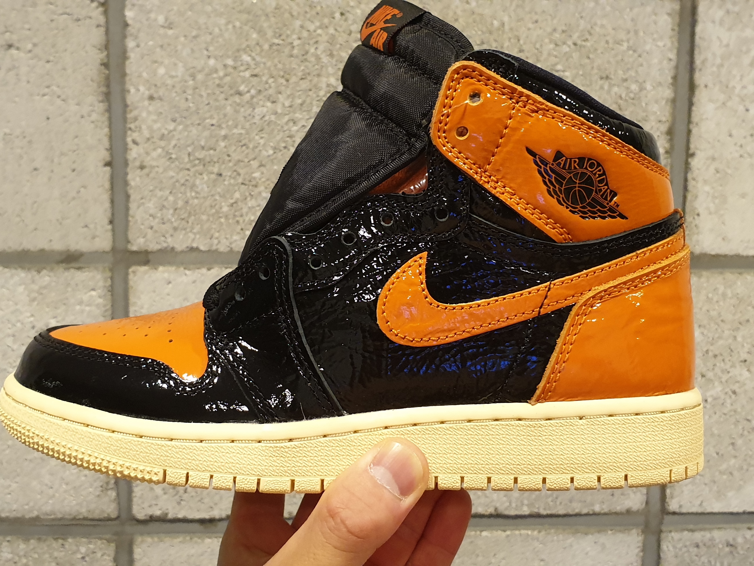 (GS) Jordan 1 Retro High OG Shattered Backboard 3.0 착용 스타일 - 4