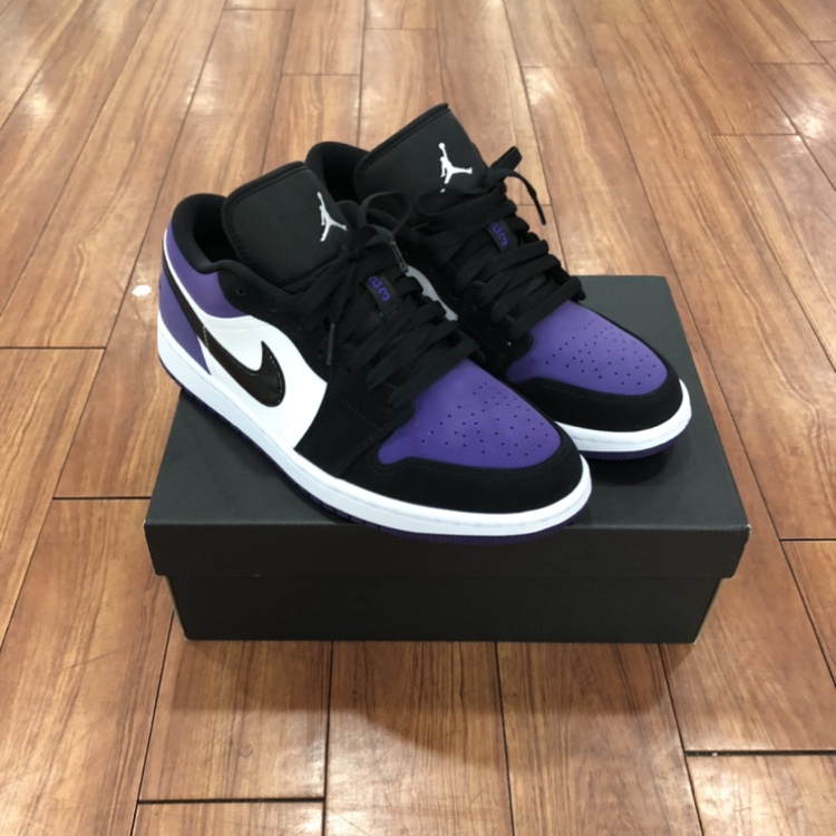 Jordan 1 Low Black Toe, Jordan 1 Low Court Purple 착용 스타일 - 1