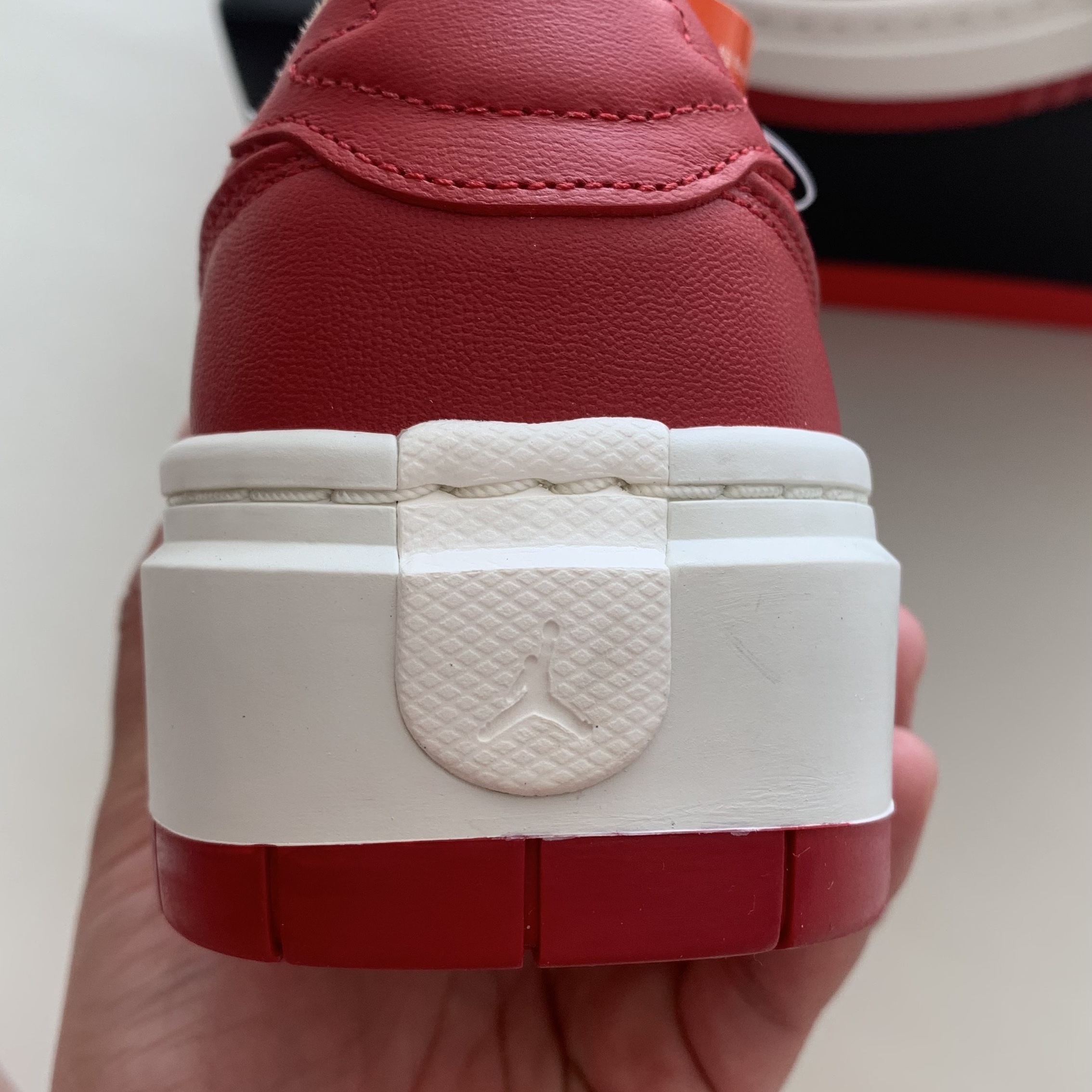 (W) Jordan 1 Elevate Low SE Bred 착용 스타일 - 3