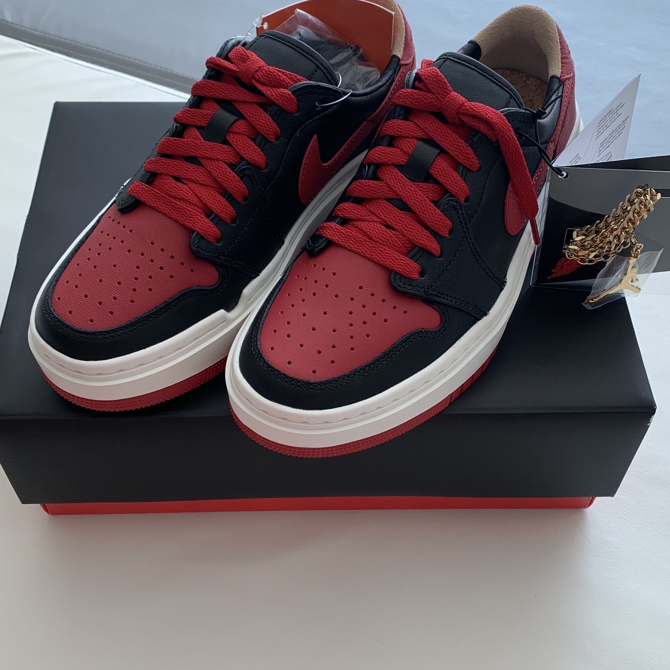 (W) Jordan 1 Elevate Low SE Bred 착용 스타일 - 1