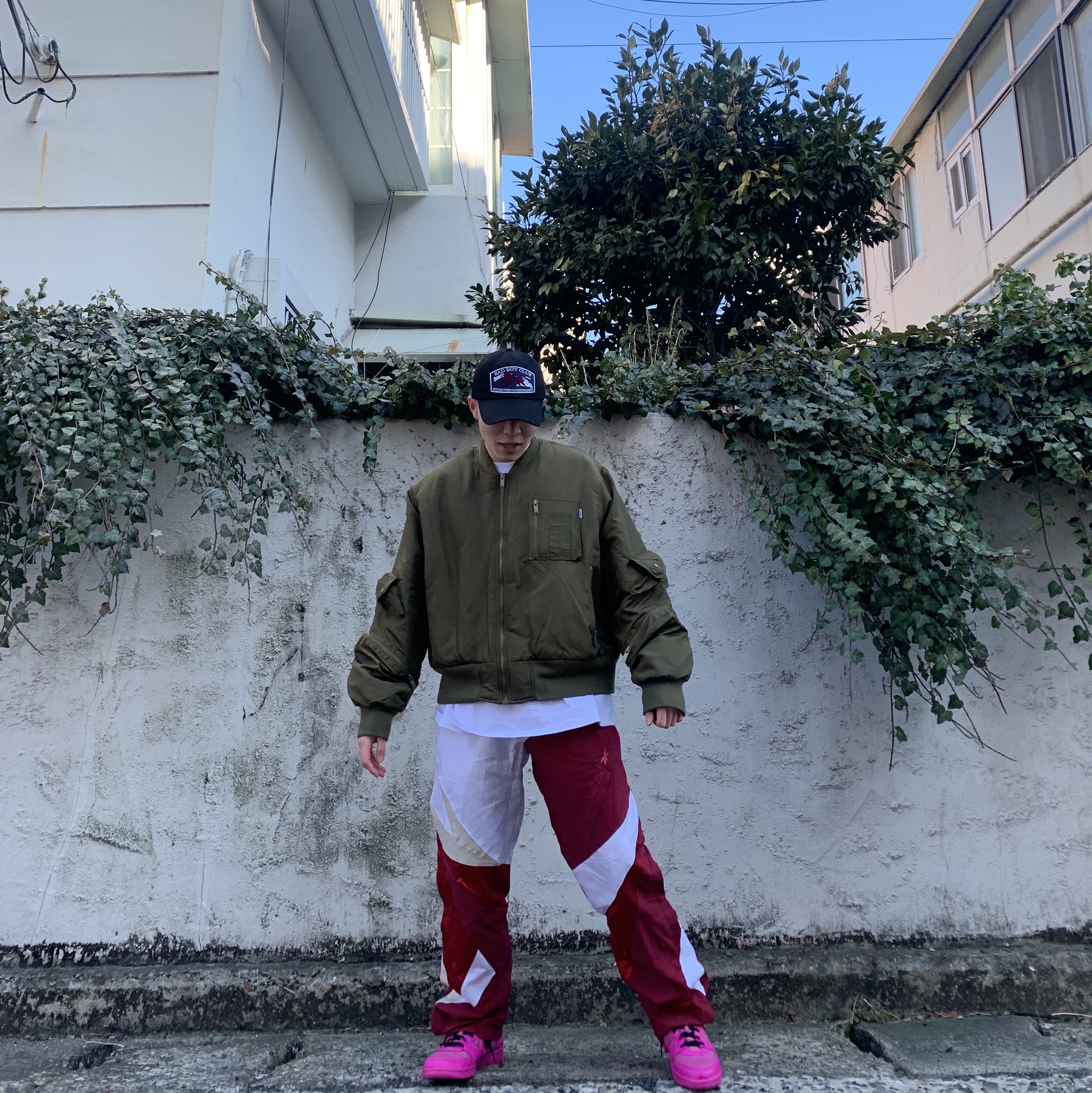 Nike x Ambush Dunk High Cosmic Fuchsia 착용 스타일 - 3