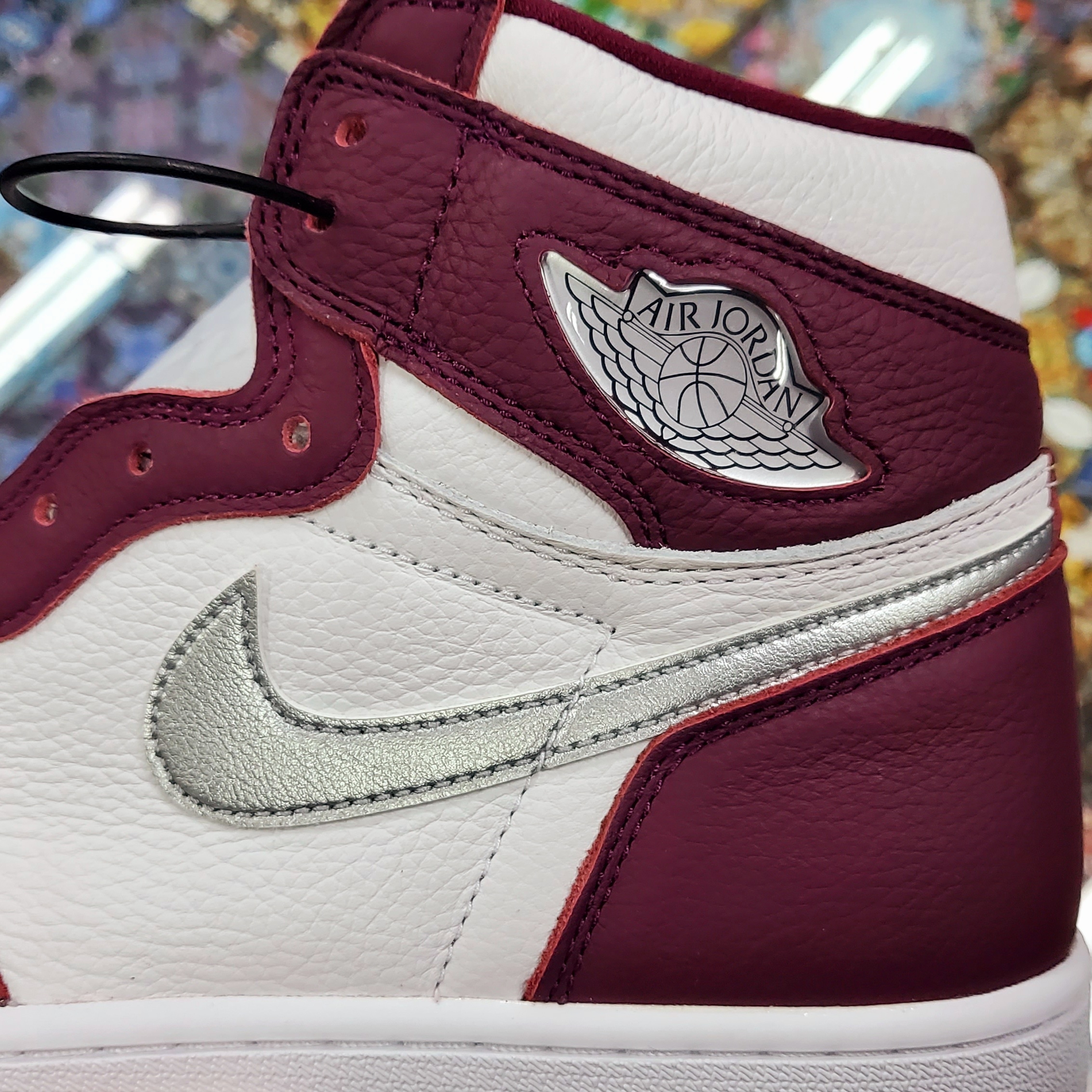 Jordan 1 Retro High OG Bordeaux 착용 스타일 - 1
