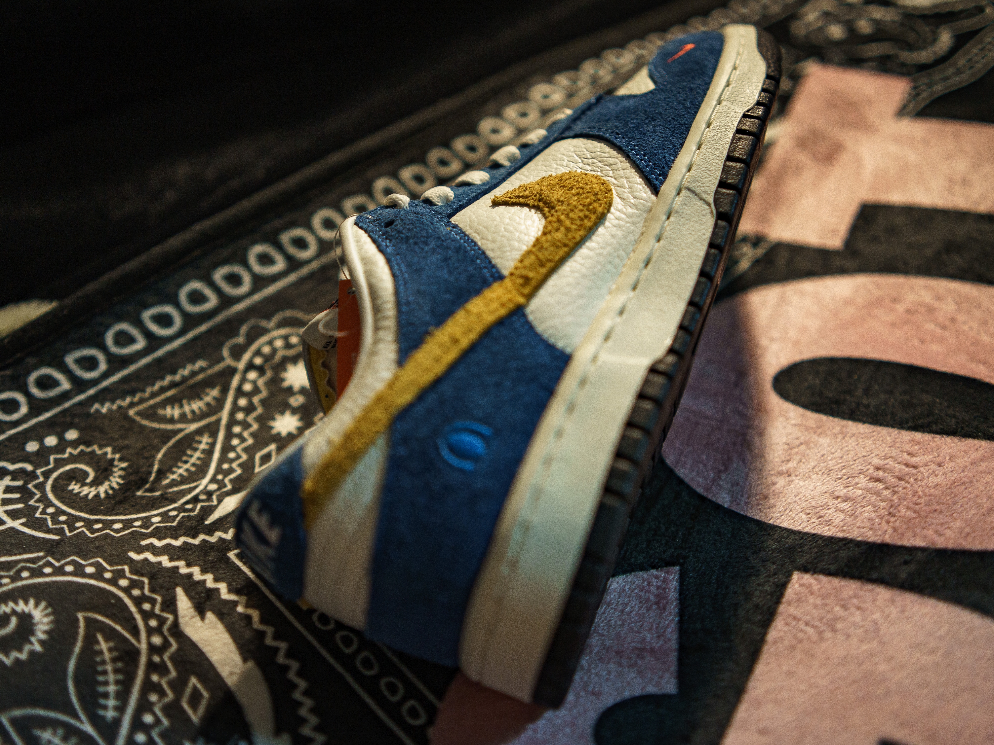 Nike x Kasina Dunk Low 80's Bus 착용 스타일 - 2
