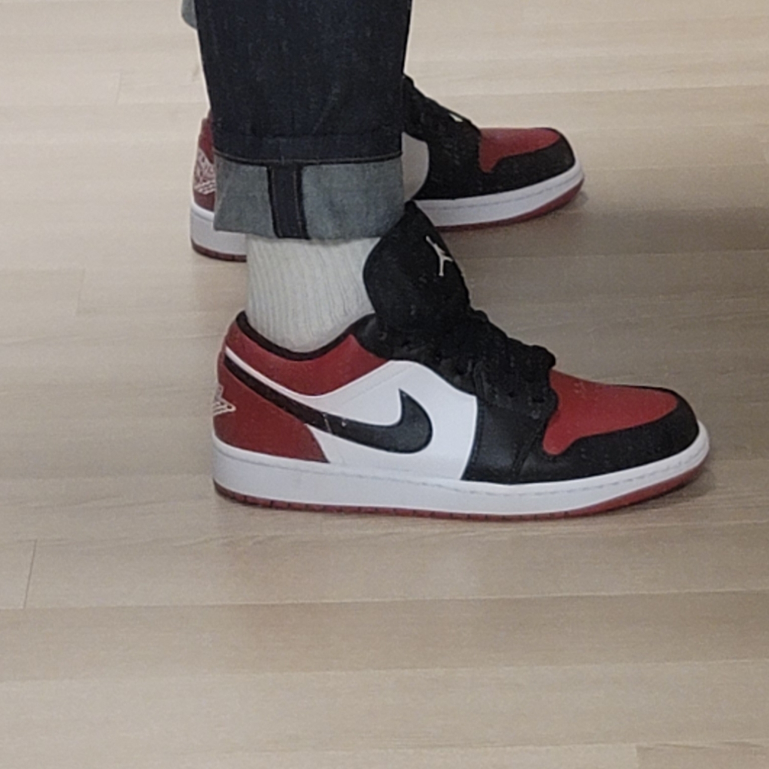 Jordan 1 Low Bred Toe 착용 스타일 - 3