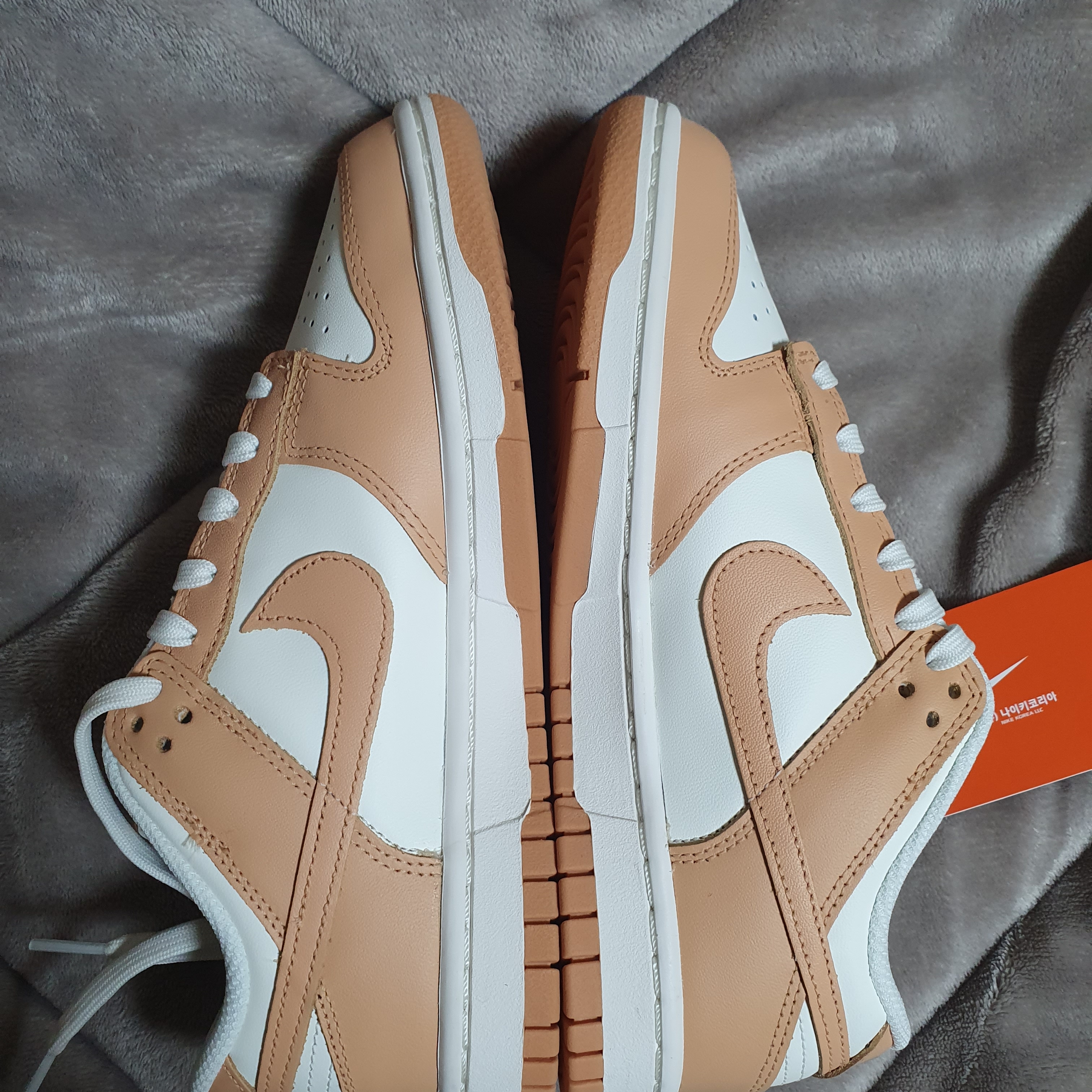 (W) Nike Dunk Low Harvest Moon 착용 스타일