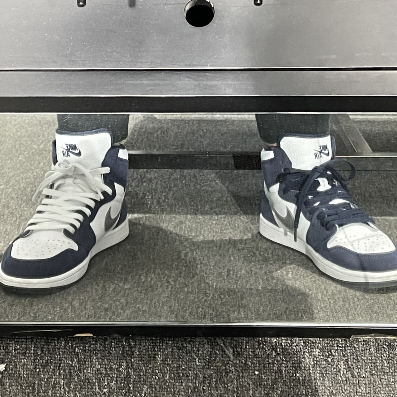 Jordan 1 Retro High OG CO.JP Midnight Navy 착용 스타일
