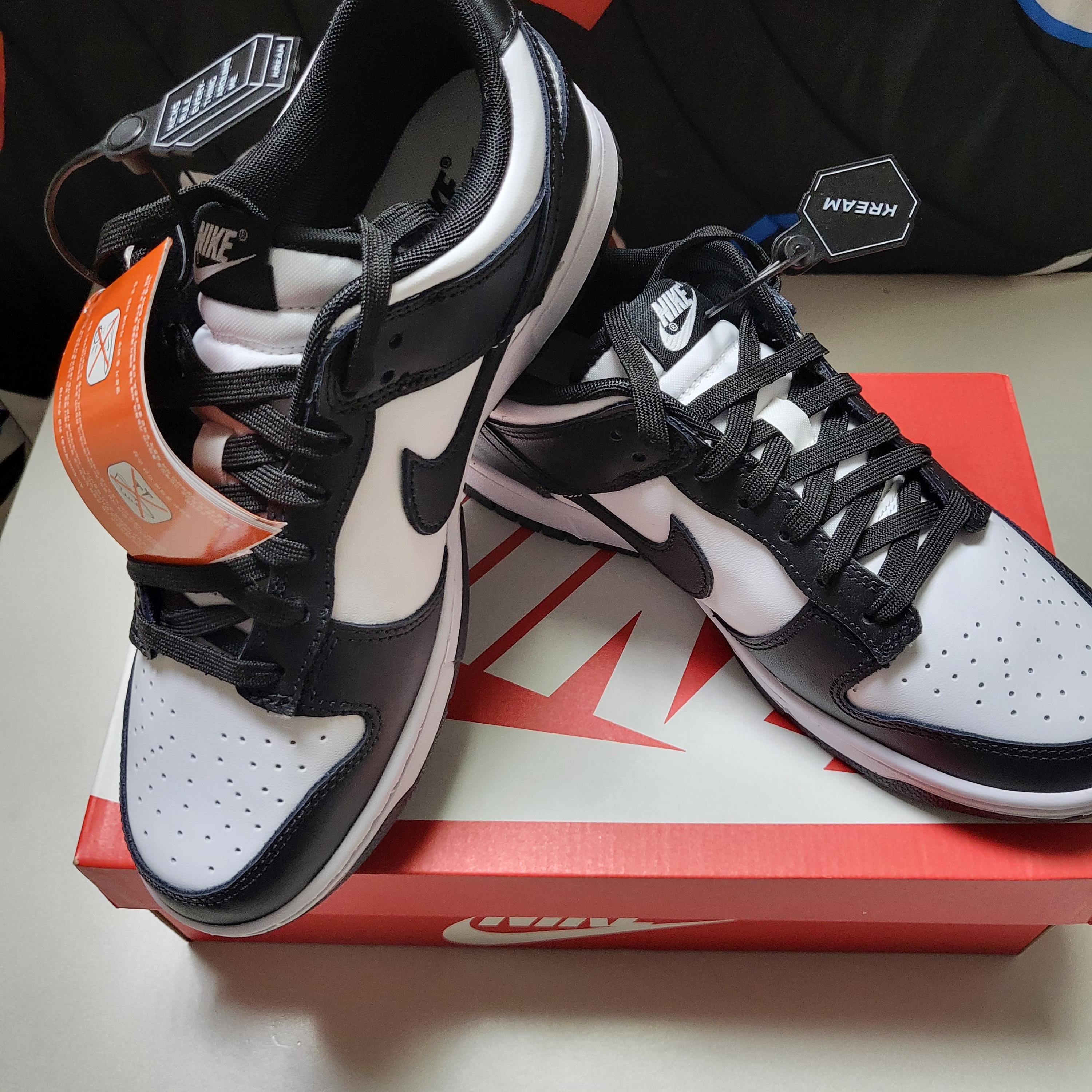 Nike Dunk Low Retro Black 착용 스타일