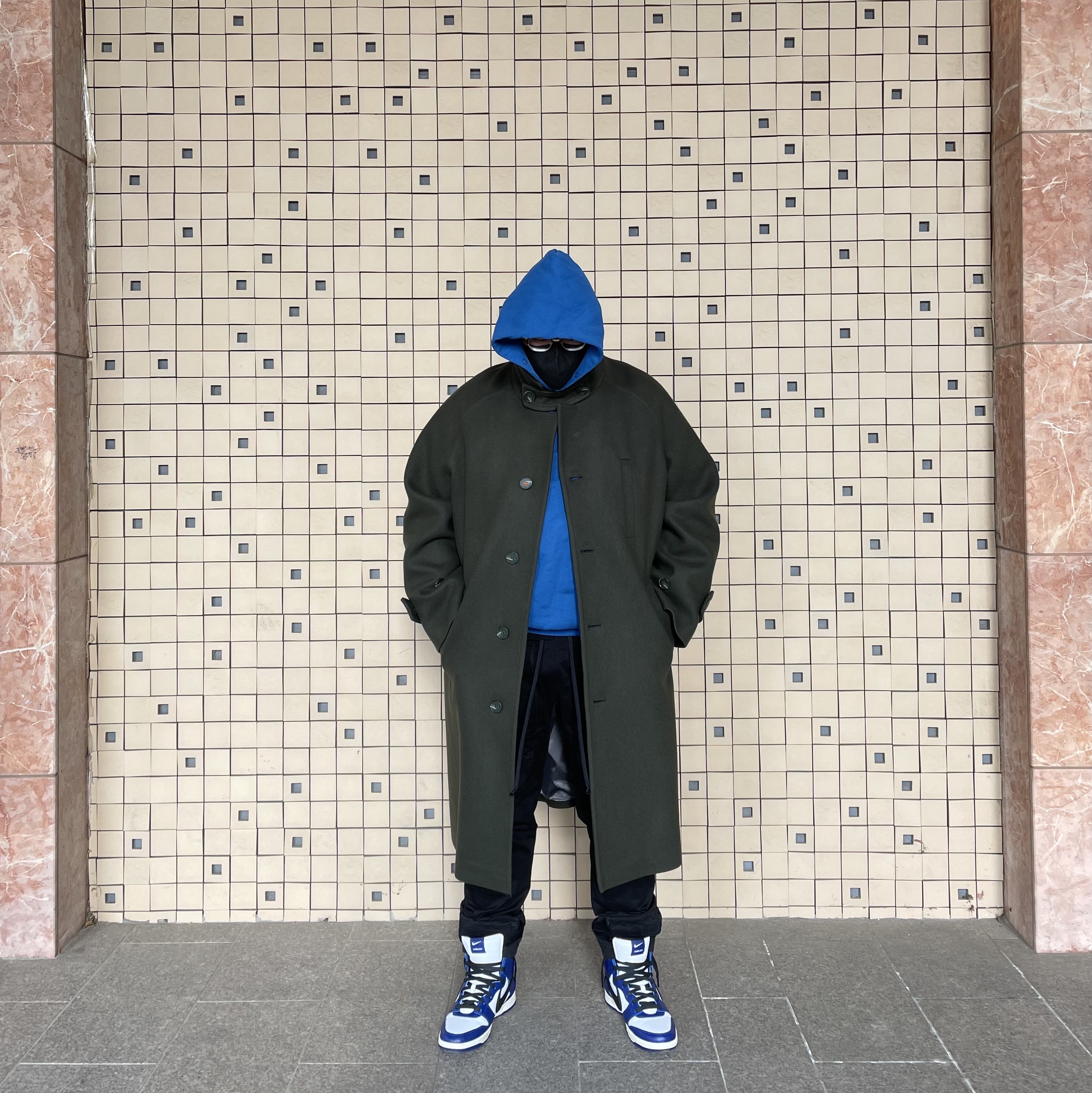 Nike x Ambush Dunk High Deep Royal Blue 착용 스타일 - 2