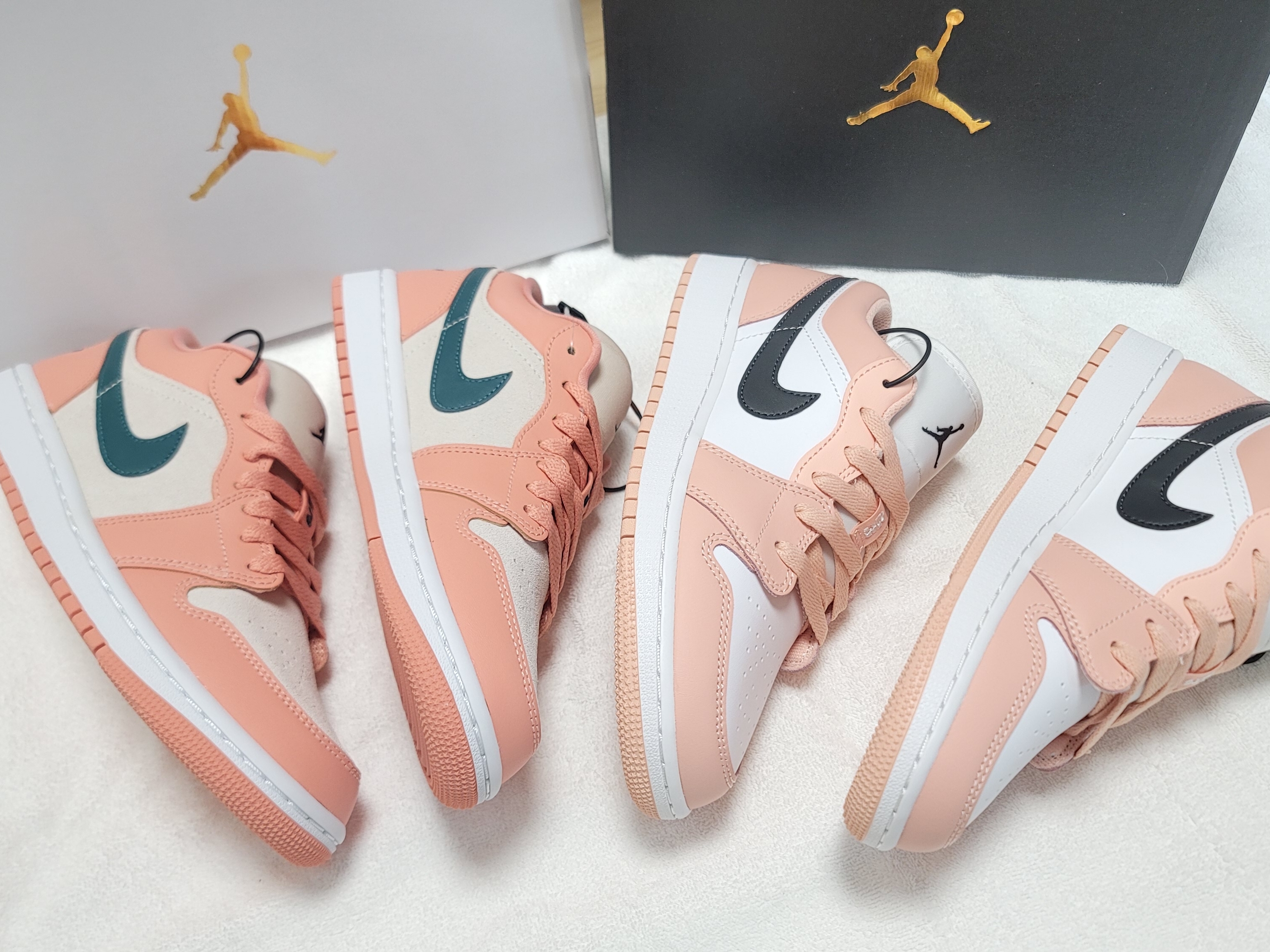 (W) Jordan 1 Low Light Madder Root, (GS) Jordan 1 Low Light Arctic Pink 착용 스타일 - 3