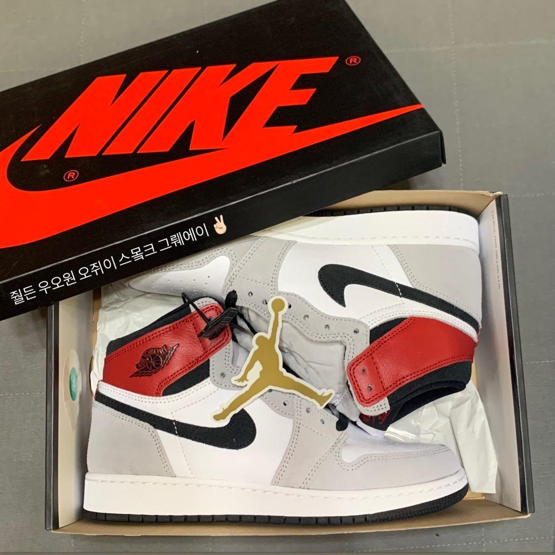 Jordan 1 Retro High OG Light Smoke Grey 착용 스타일