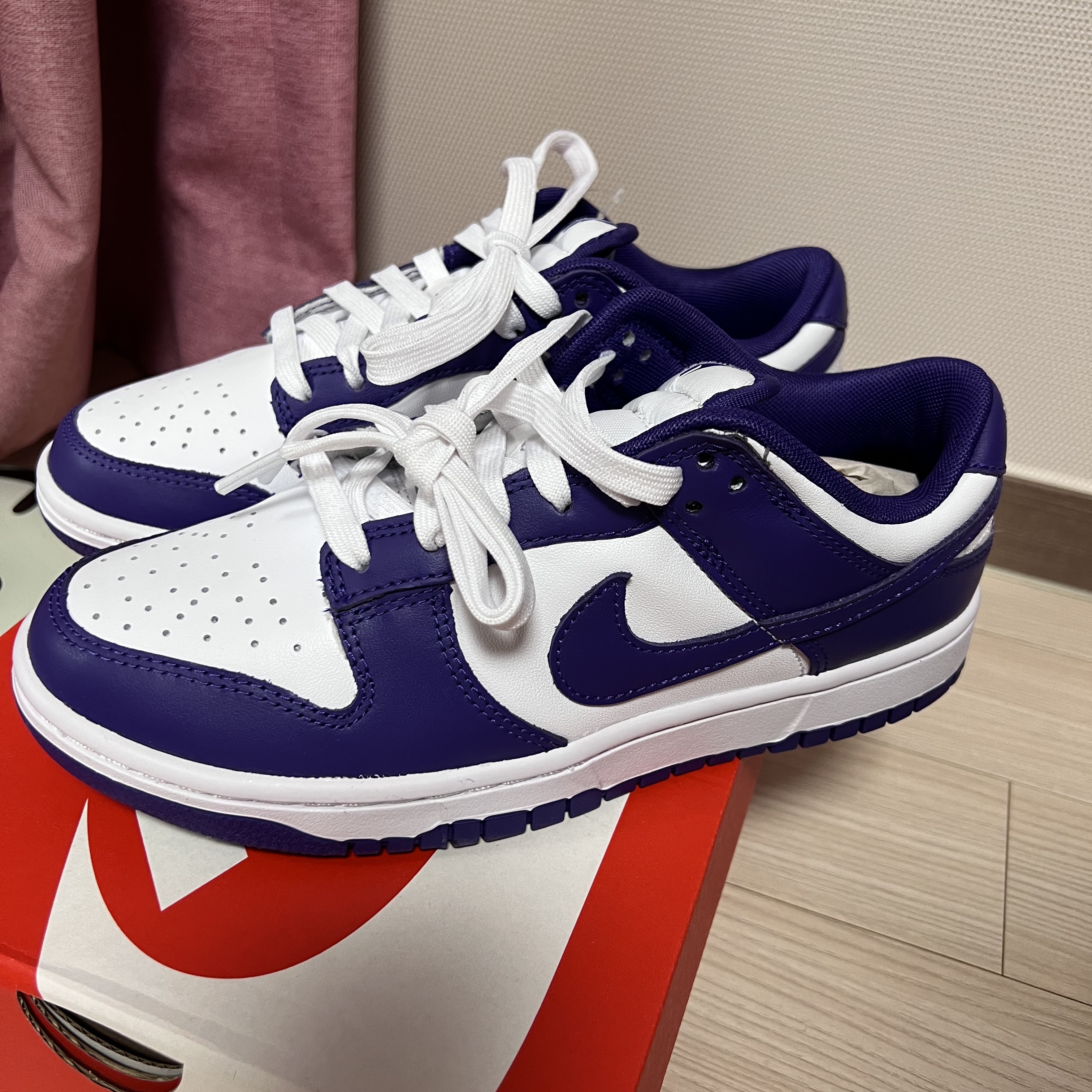 Nike Dunk Low Retro Championship Court Purple 착용 스타일