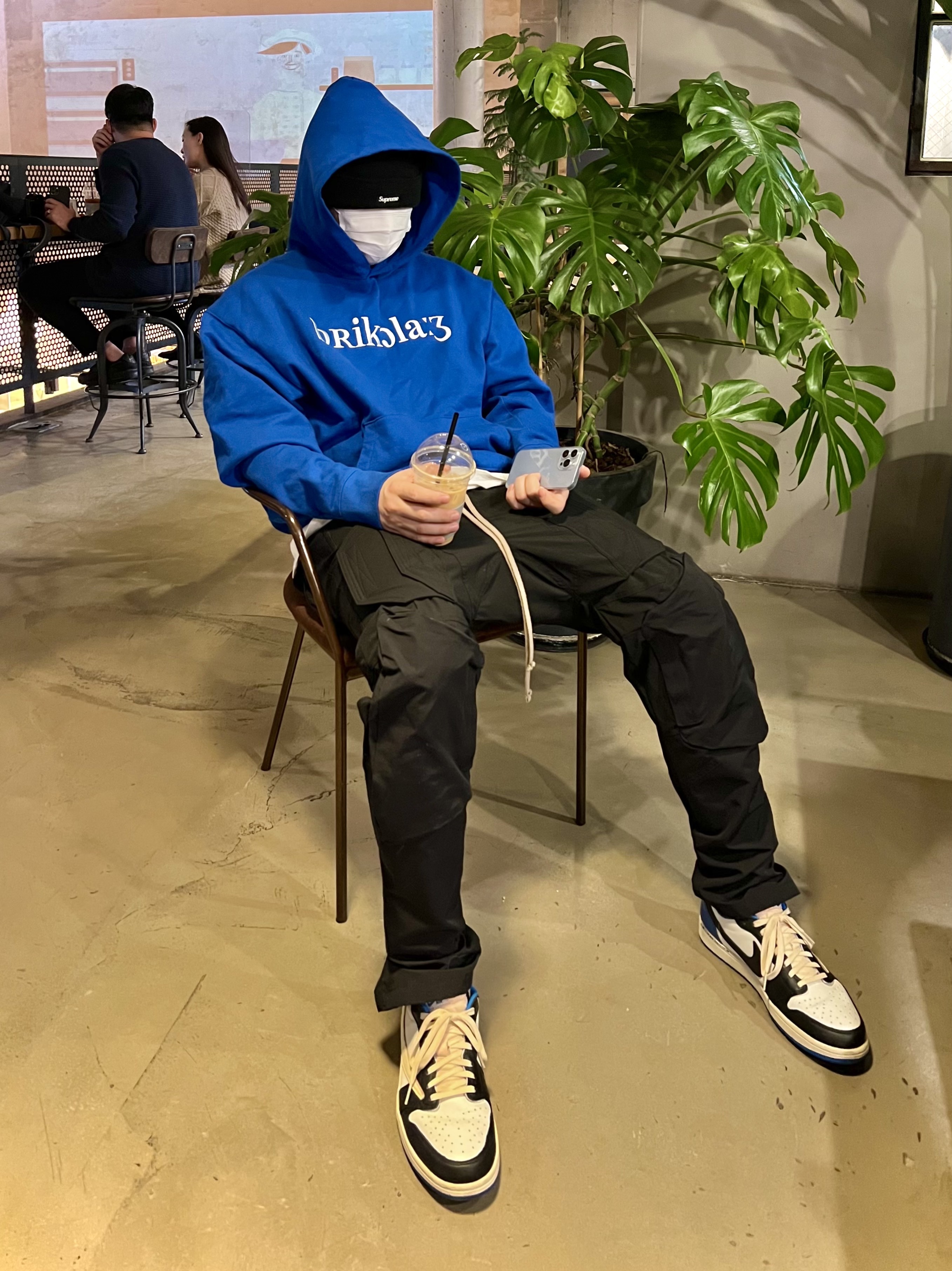 Supreme New Era Swarovski S Logo Beanie Black - 21SS, Jordan 1 x Travis Scott x Fragment Retro Low OG SP Military Blue 착용 스타일