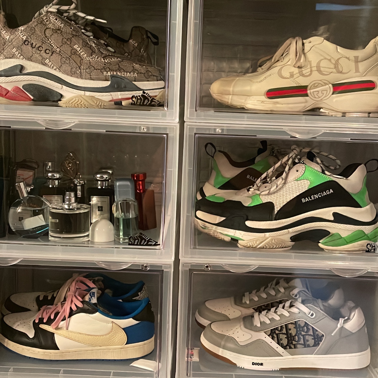 Dior B27 Low-Top Sneakers Gray, Jordan 1 x Travis Scott x Fragment Retro Low OG SP Military Blue 착용 스타일 - 3