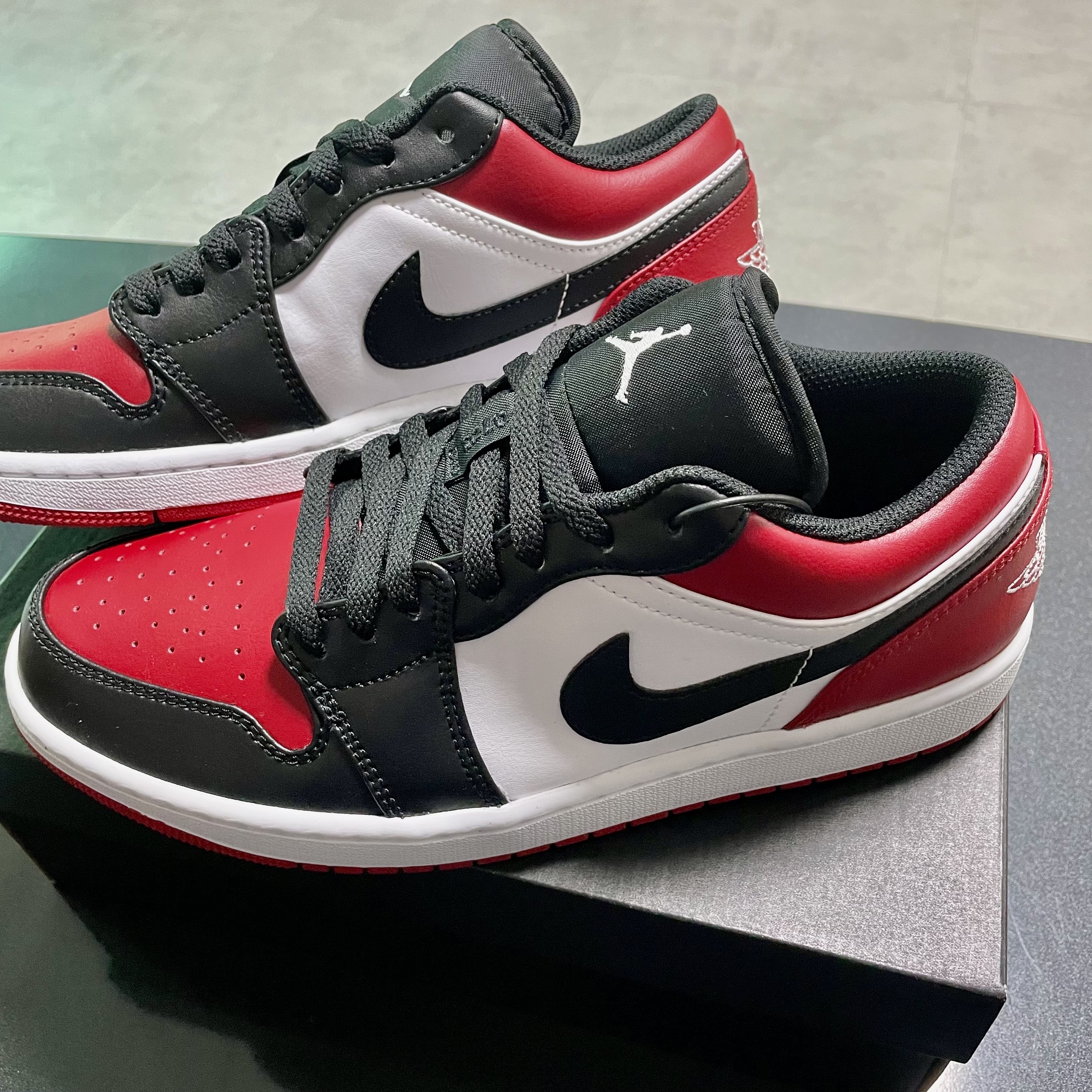 Jordan 1 Low Bred Toe 착용 스타일