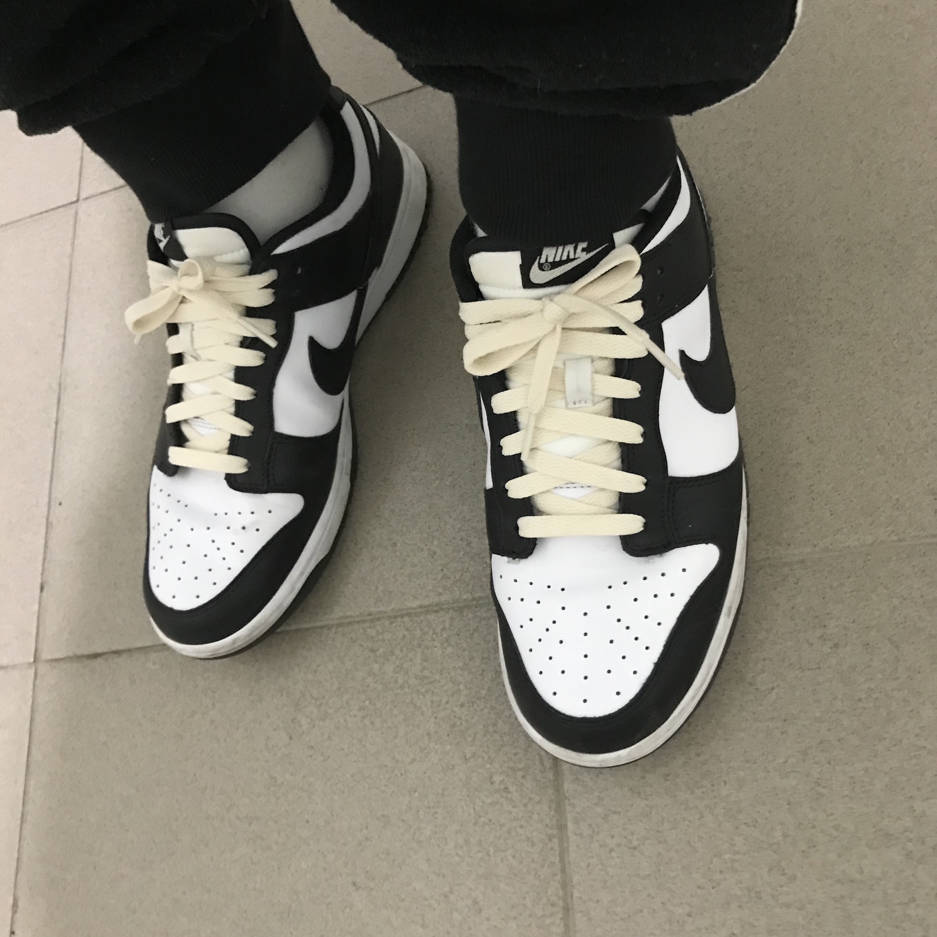 Nike Dunk Low Retro Black 착용 스타일